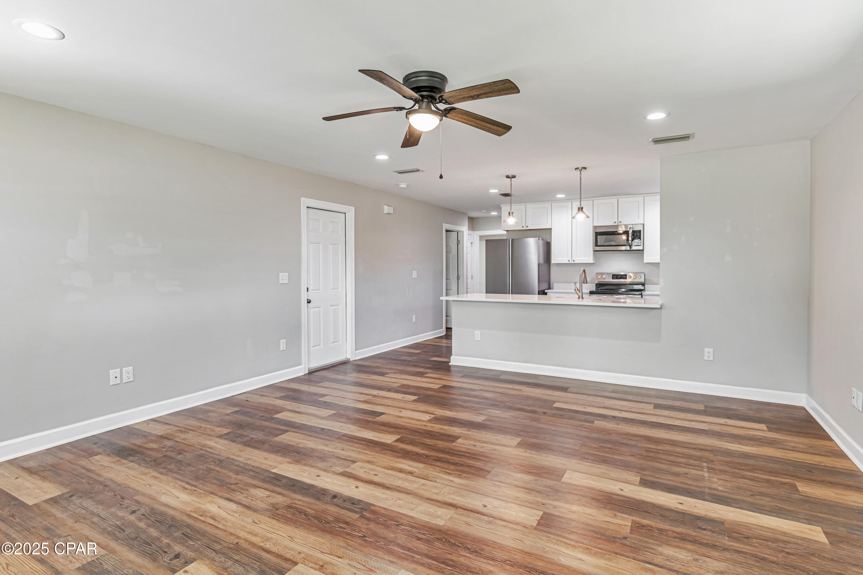 3729 E 9th Street, Panama City, Florida image 4