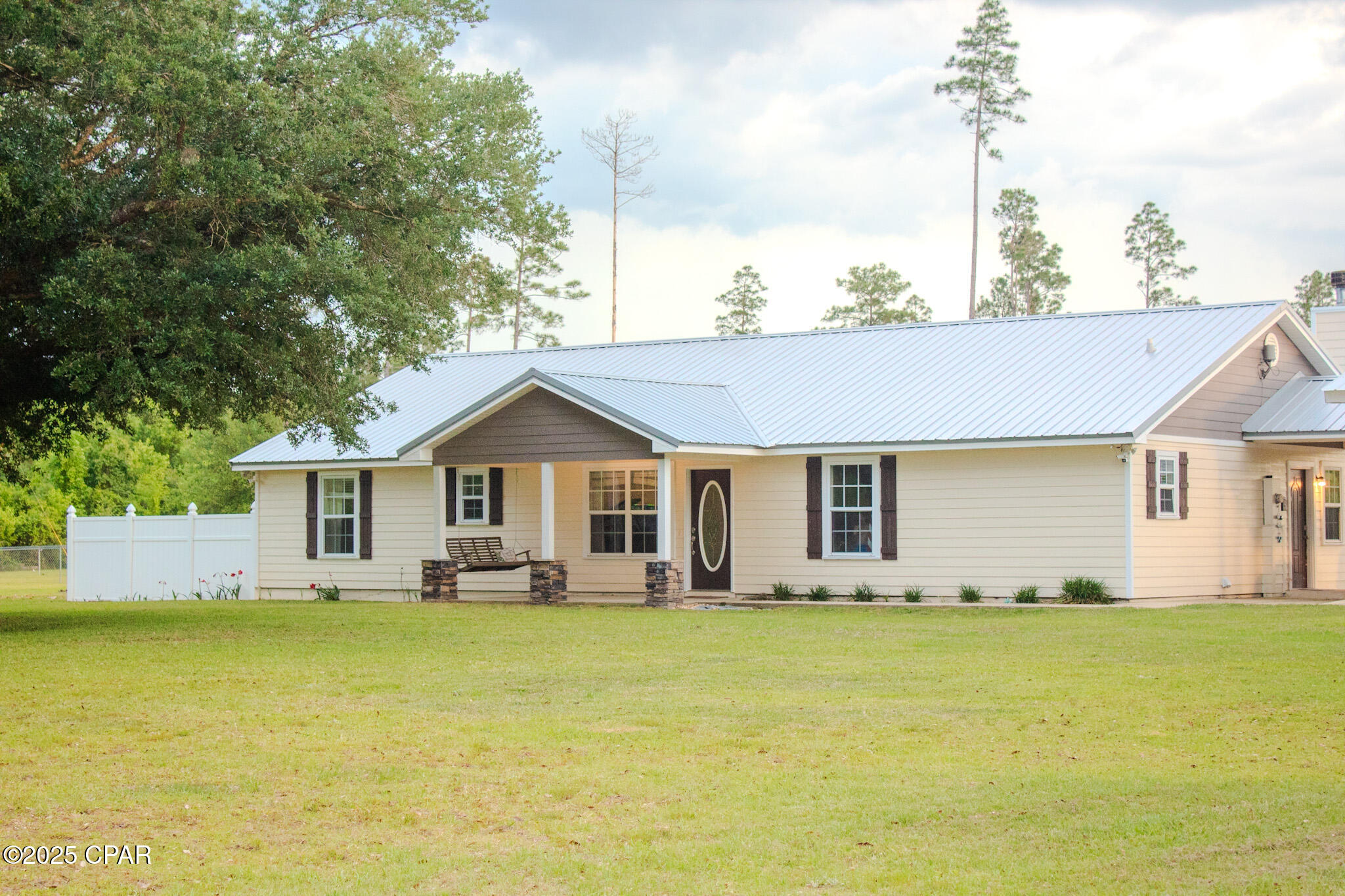 2281 Seay Road, Cottondale, Florida image 2