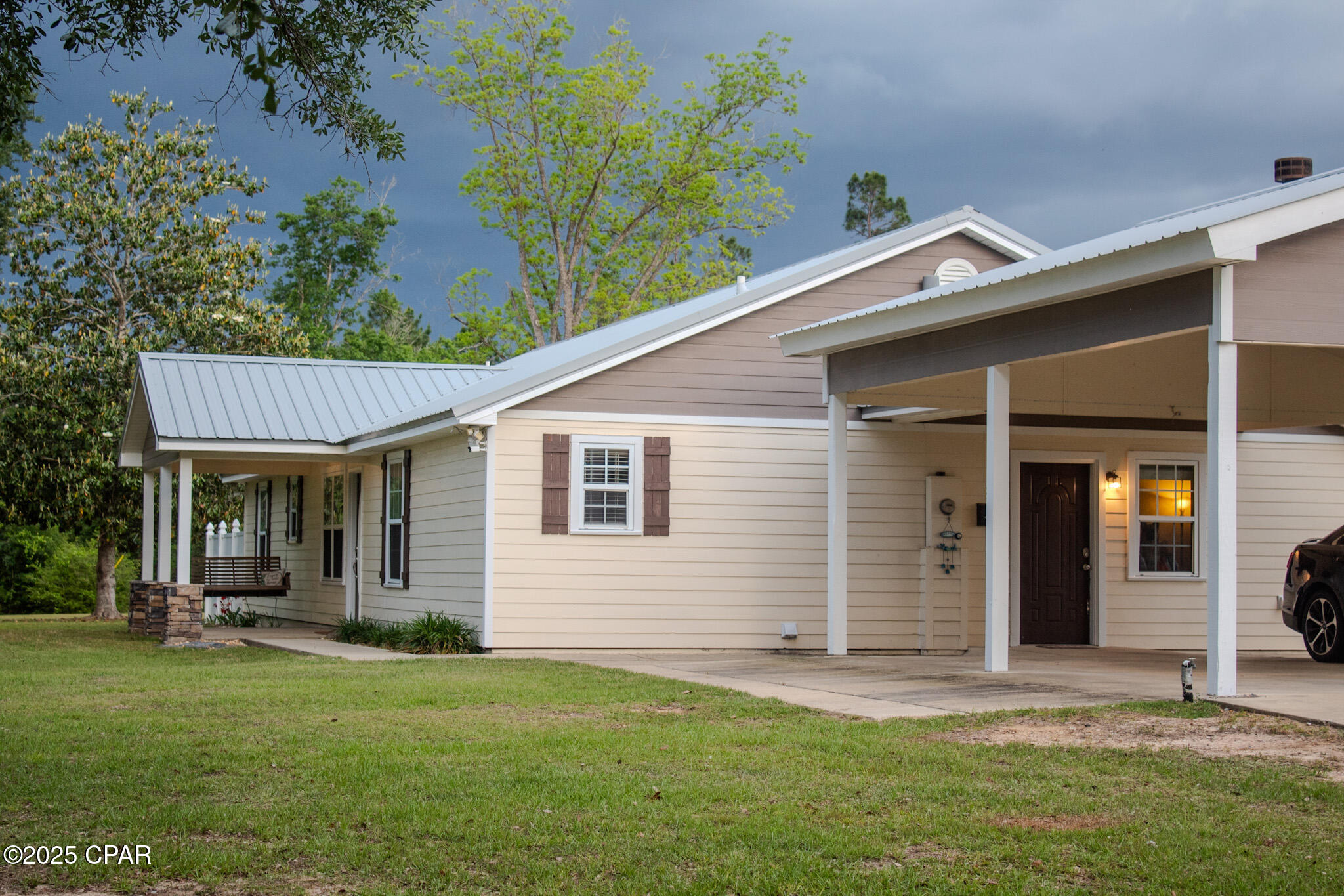 2281 Seay Road, Cottondale, Florida image 5