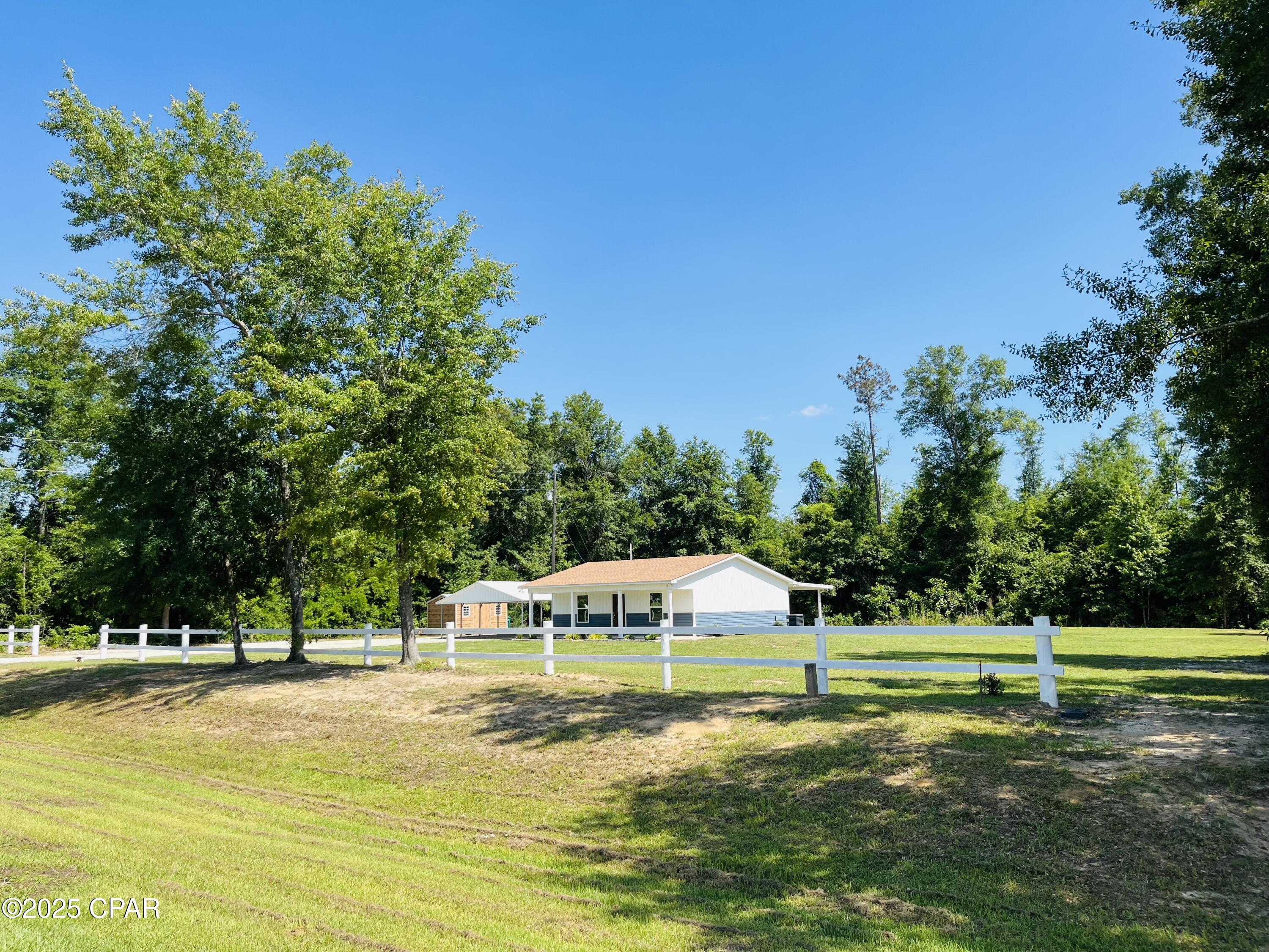 6811 Hwy 90, Grand Ridge, Florida image 4