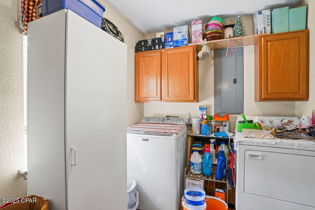 Listing photo id 18 for 1079 Hwy 177a