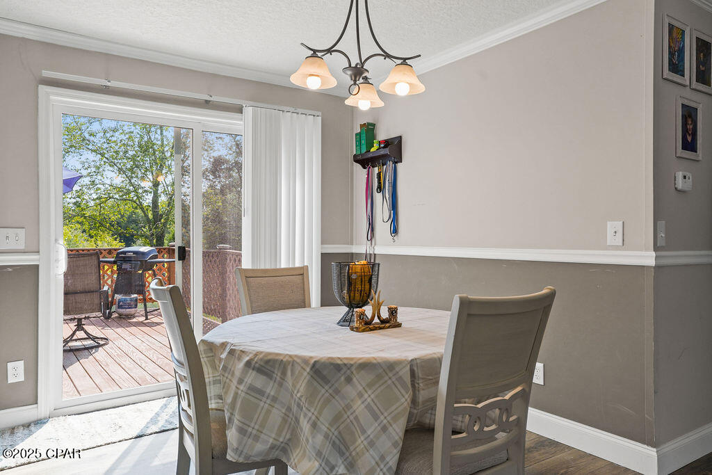 Listing photo id 48 for 1079 Hwy 177a