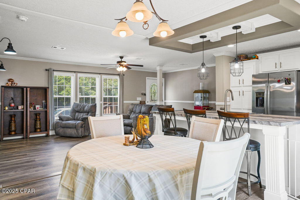 Listing photo id 49 for 1079 Hwy 177a