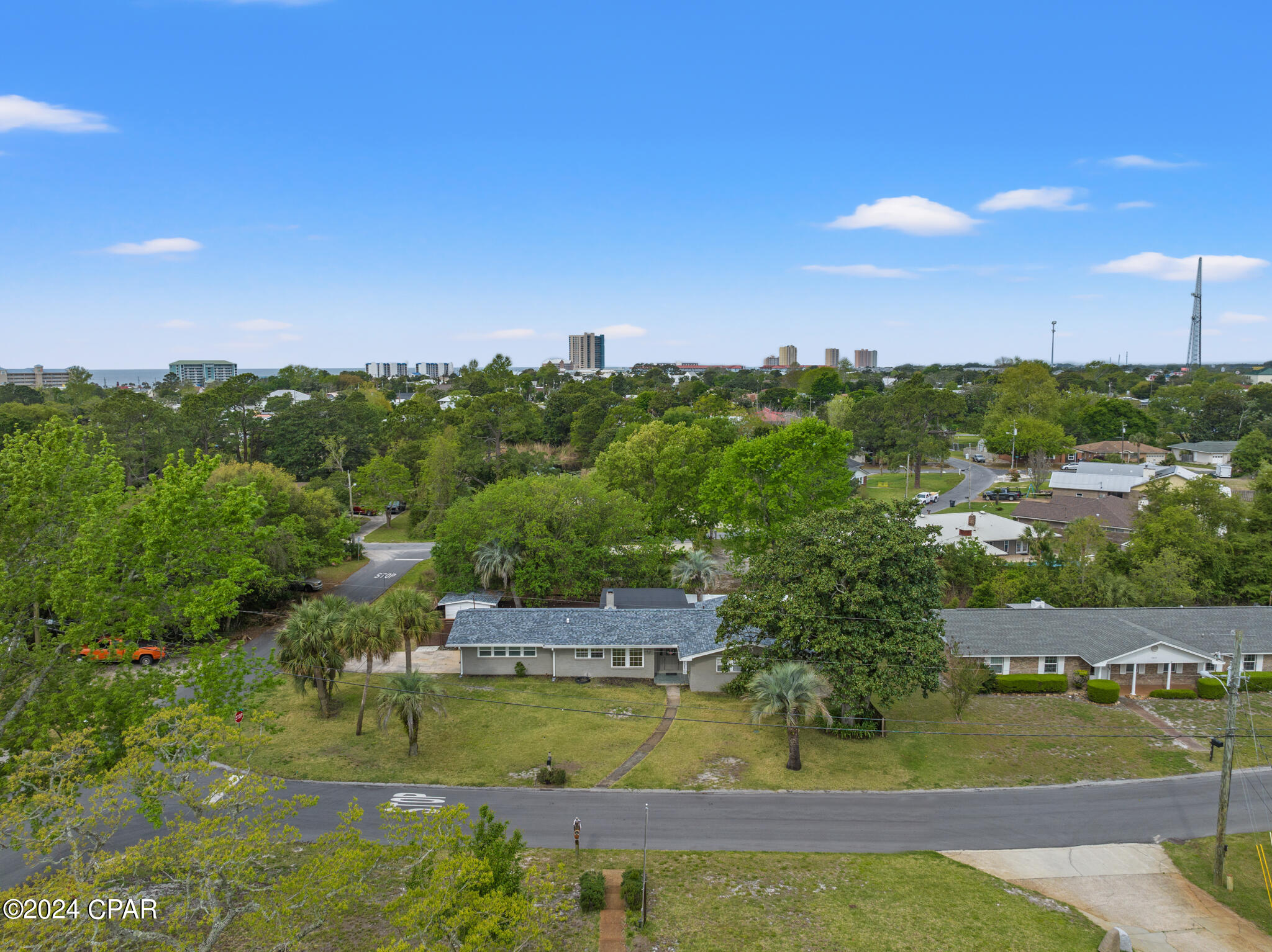 Image 43 For 16401 Castile Avenue