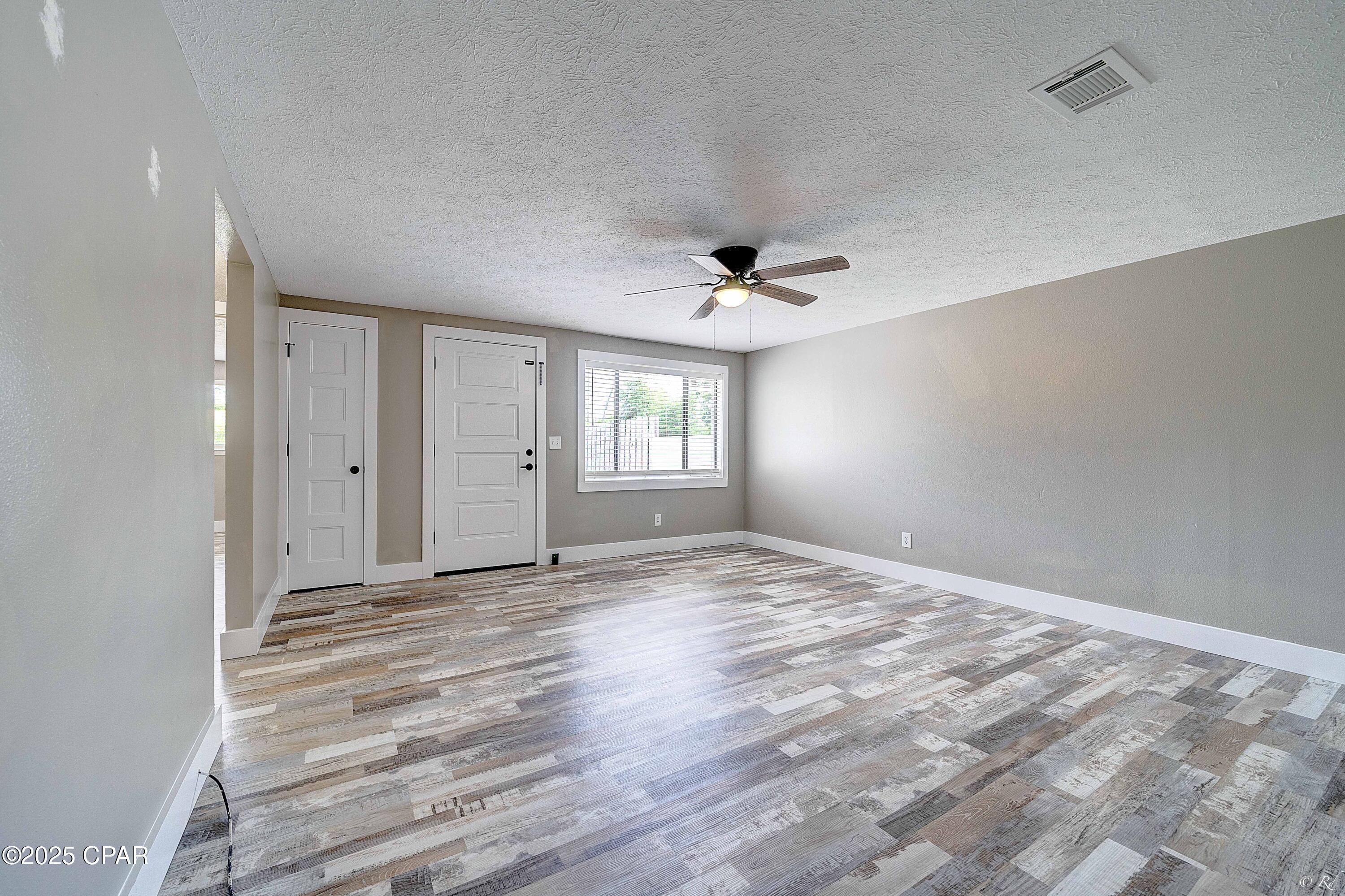 Image 3 For 823 Bradley Circle