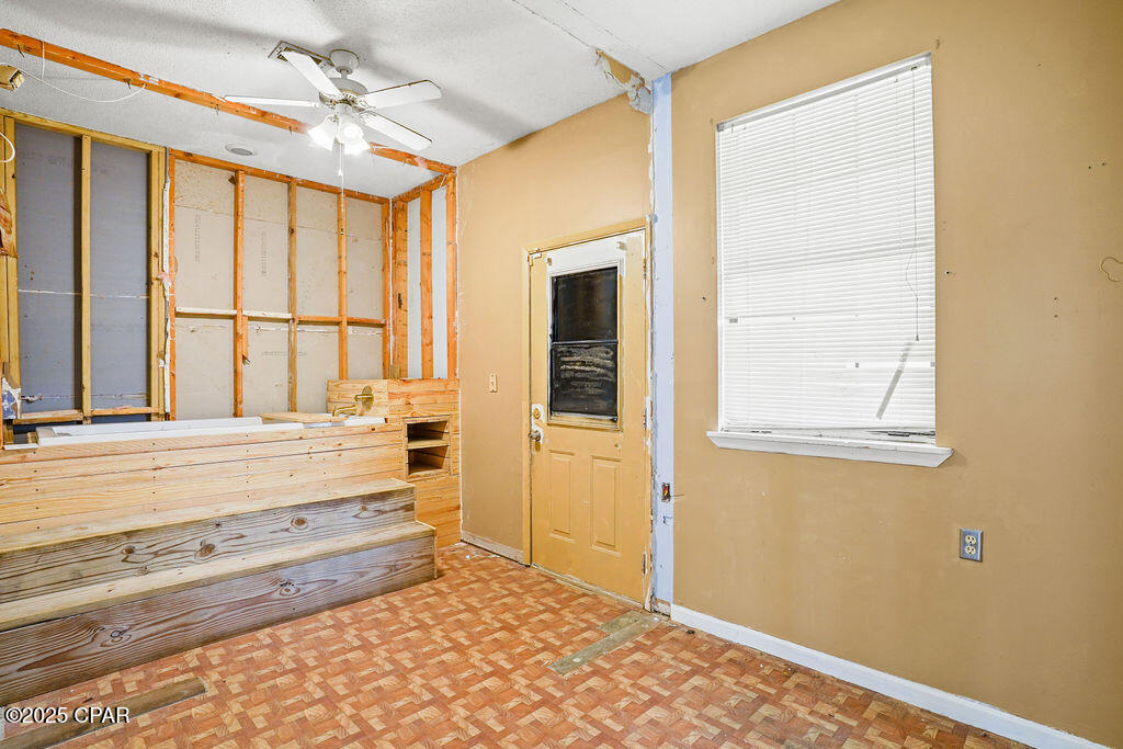 2937 Tj Mitchell Road, Bonifay, Florida image 9