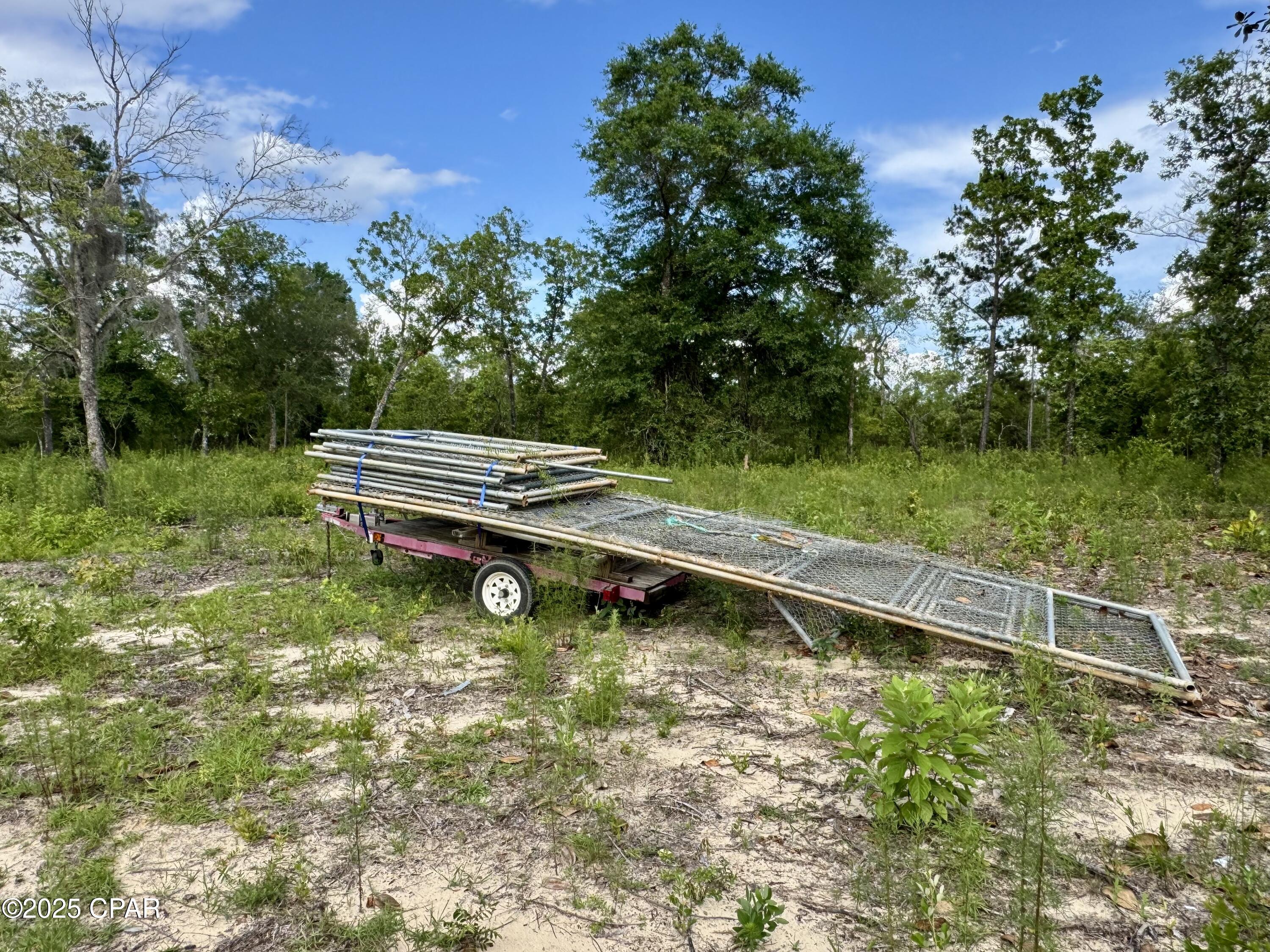 Baker Avenue, Alford, Florida image 12