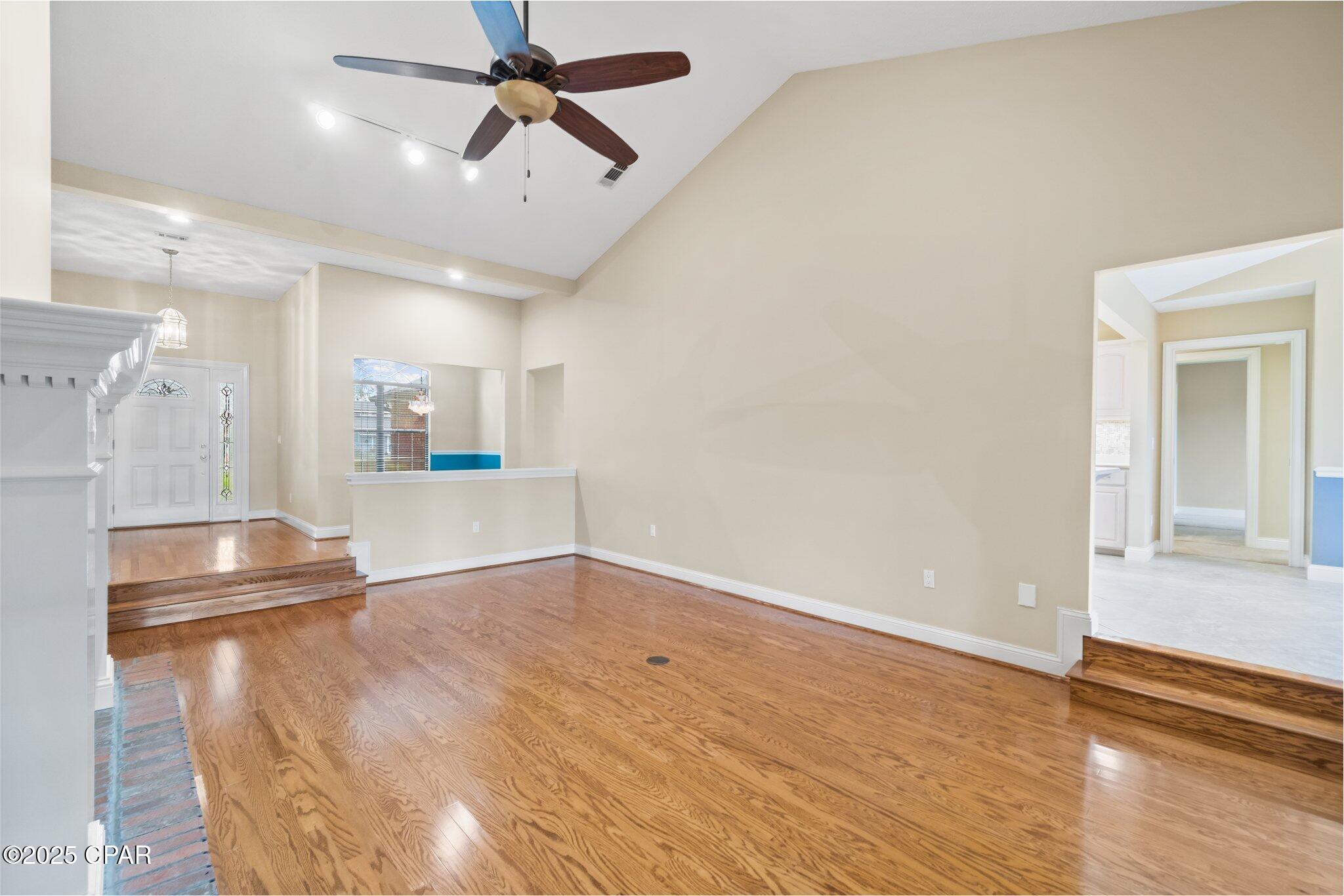106 Queens Circle, Panama City, Florida image 11