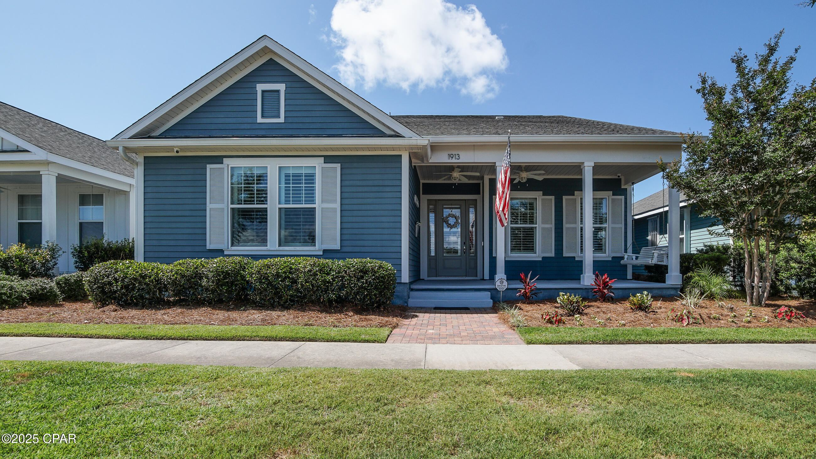 1913 Discovery Road