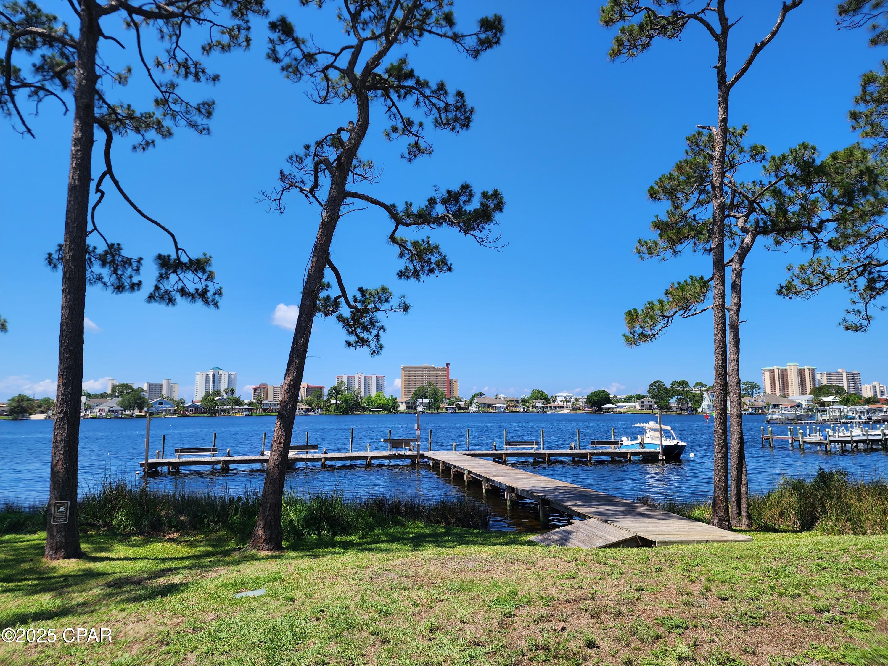 Details for 6901 Lagoon Drive 15, Panama City, FL 32408