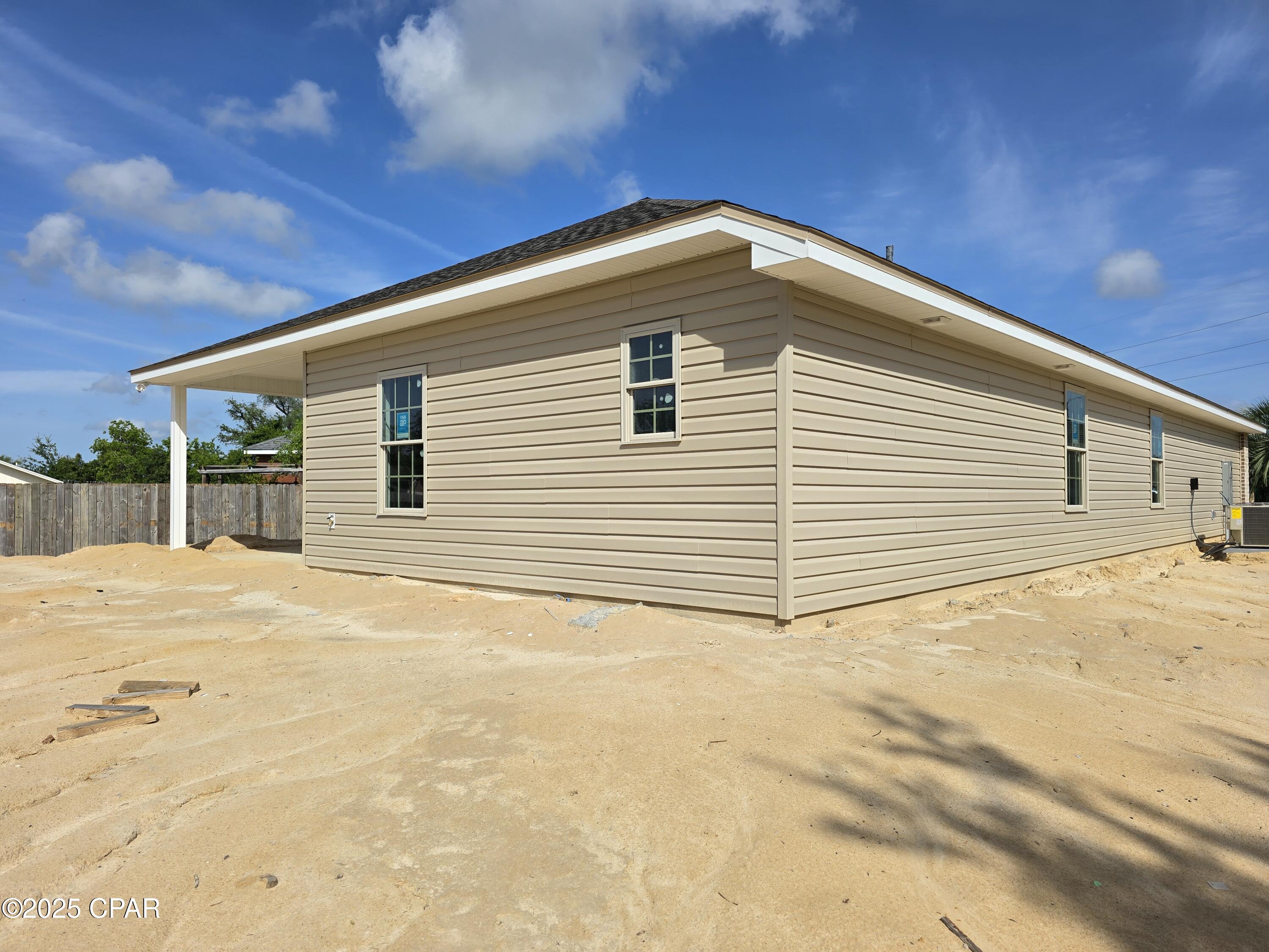 Image 11 For 105 Seneca Court