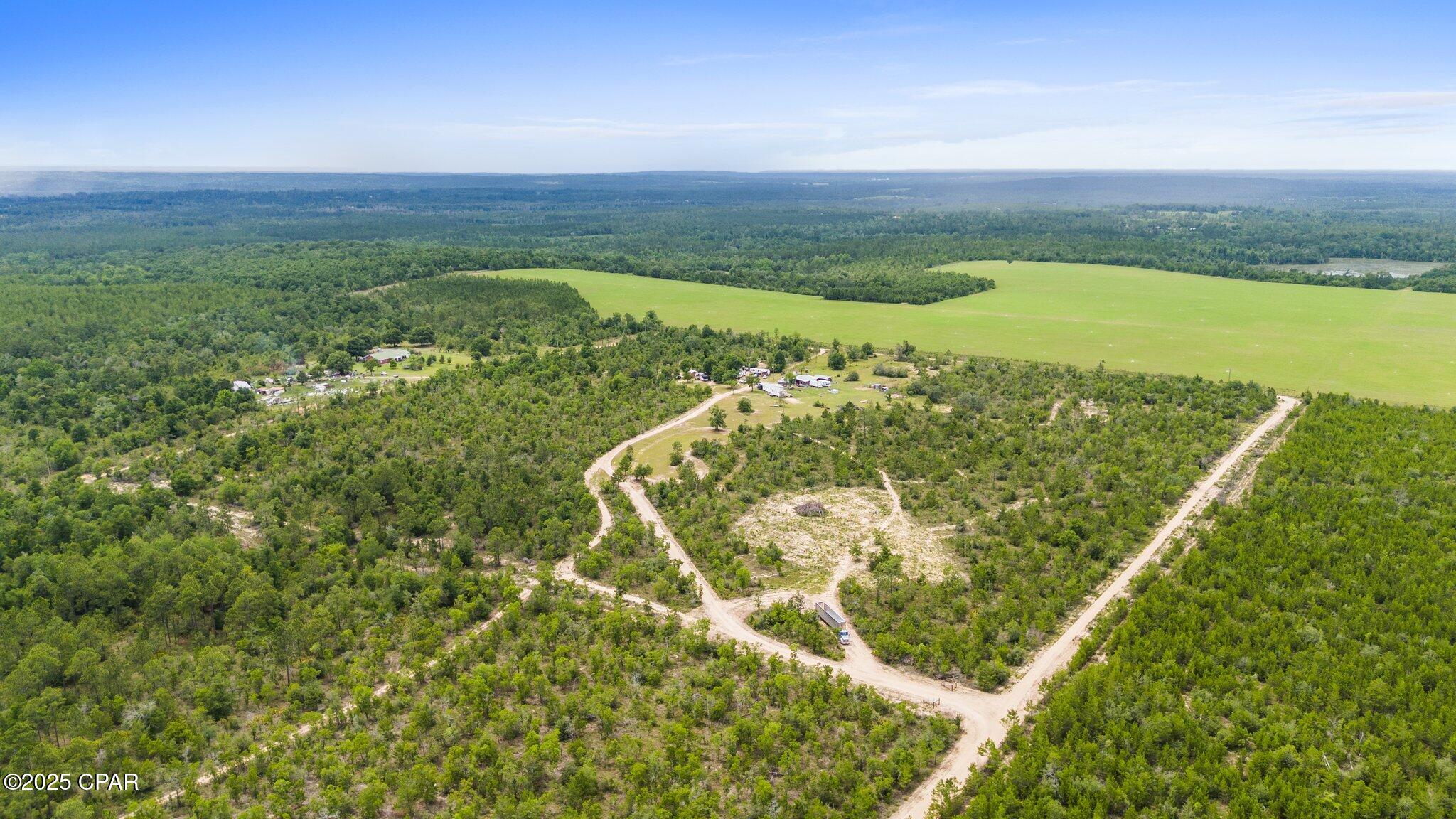 261 Hero Road, Chipley, Florida image 11