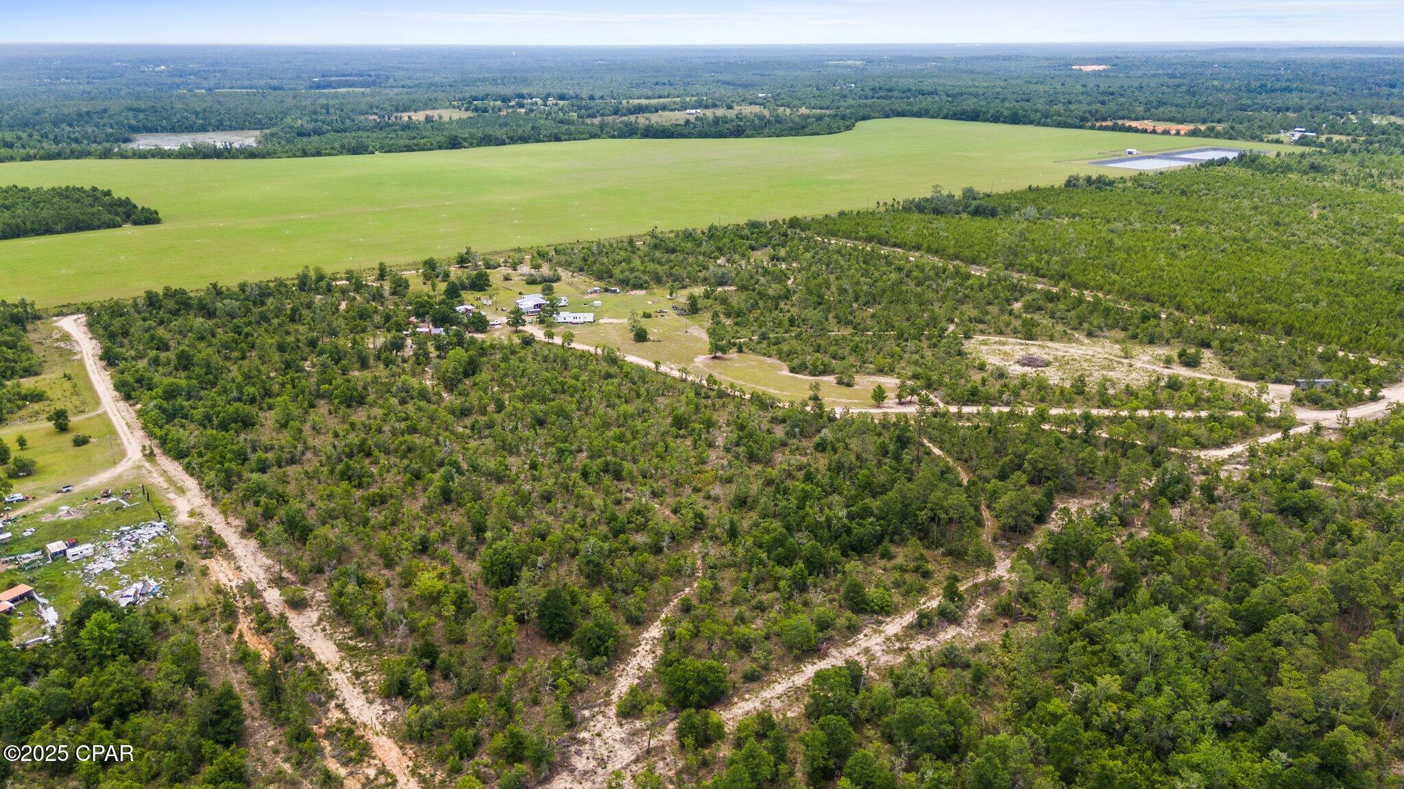 261 Hero Road, Chipley, Florida image 12