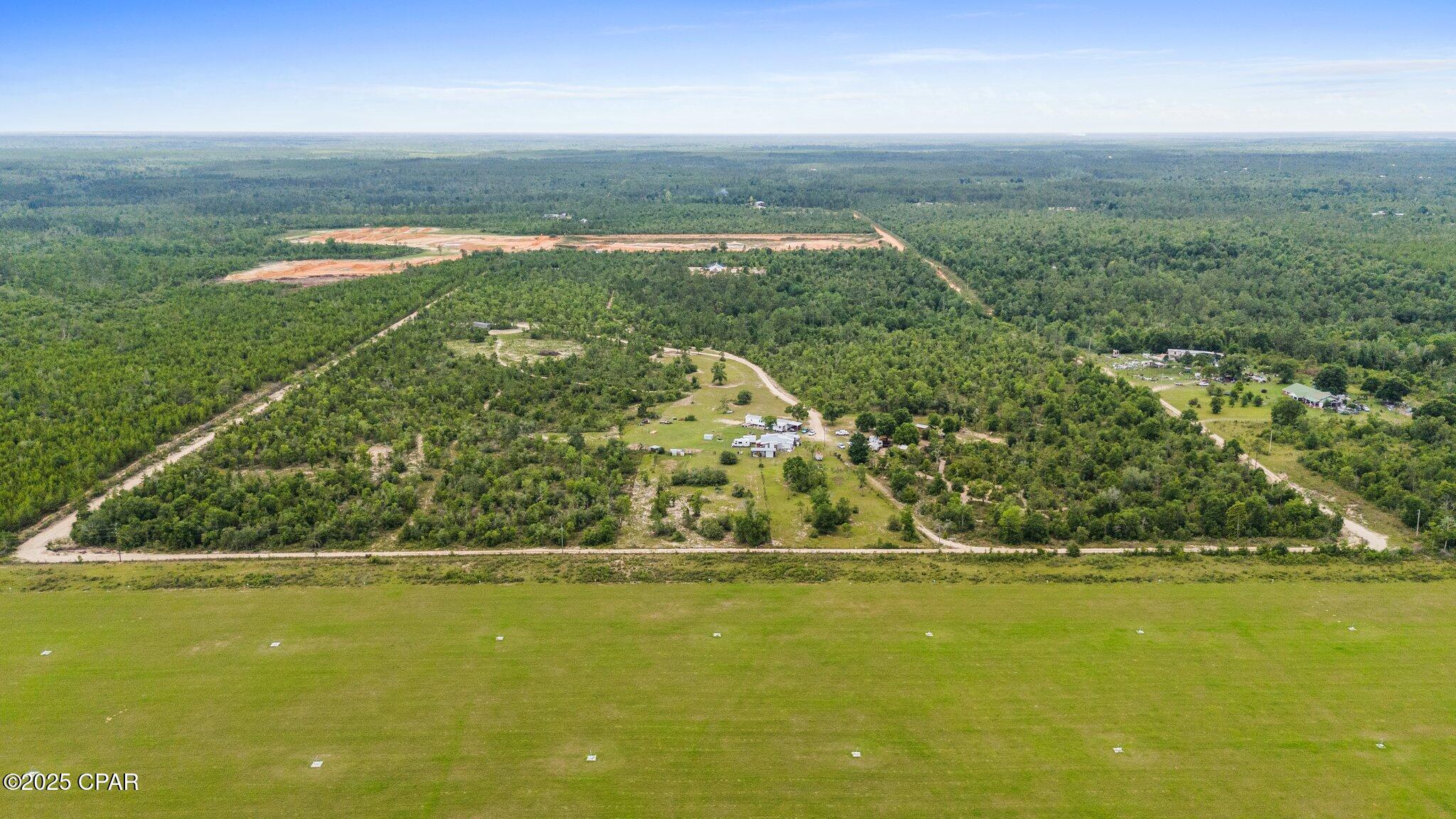 261 Hero Road, Chipley, Florida image 17