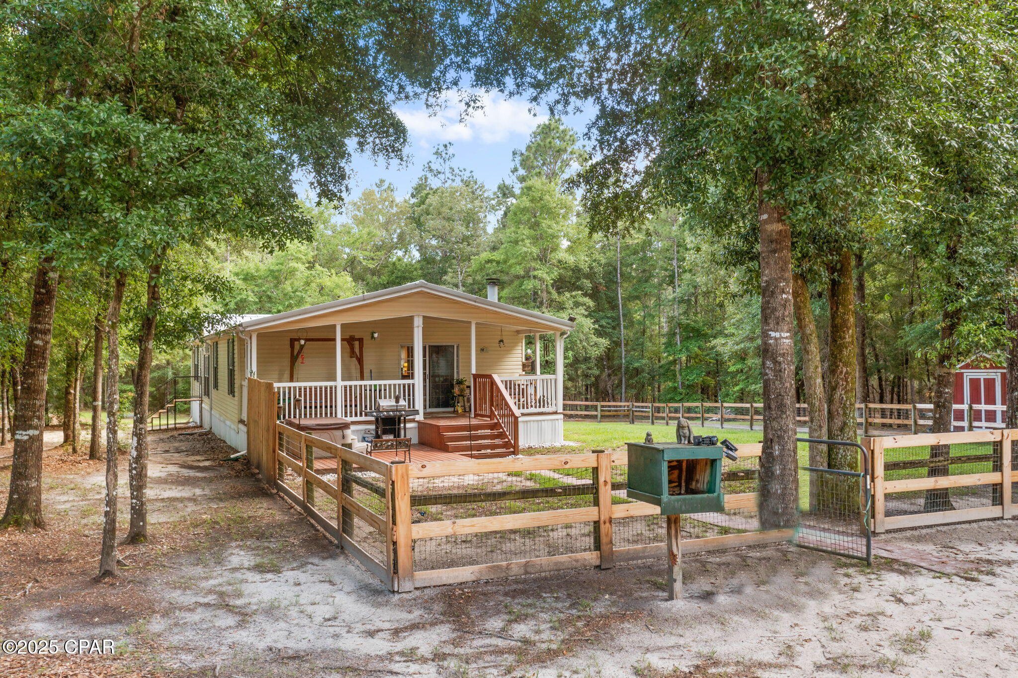 4196 Chapel Branch Drive, Vernon, Florida image 1