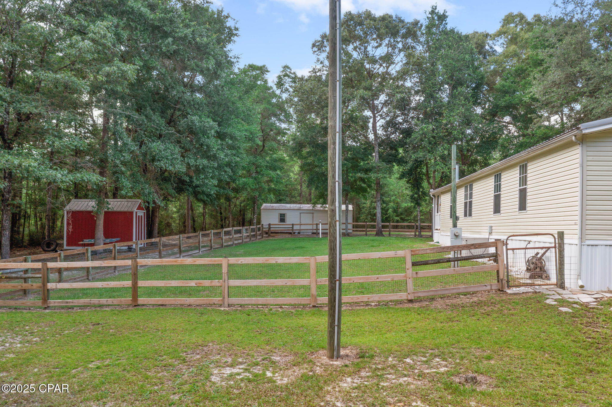 4196 Chapel Branch Drive, Vernon, Florida image 10