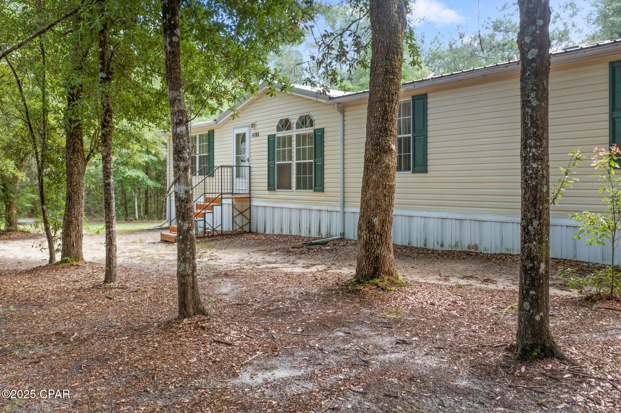 4196 Chapel Branch Drive, Vernon, Florida image 8