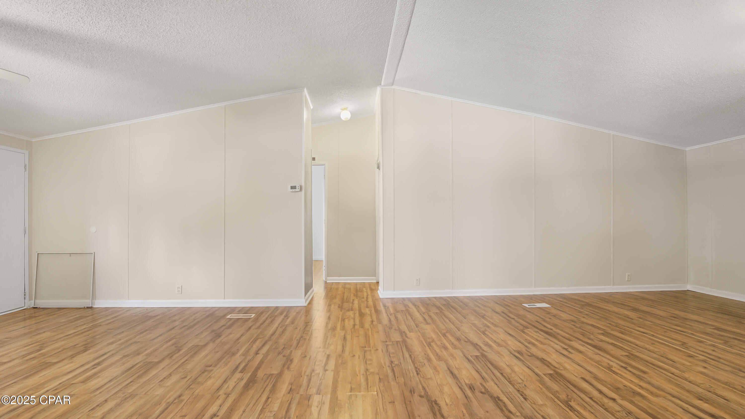 8819 Kiwi Lane, Youngstown, Florida image 17