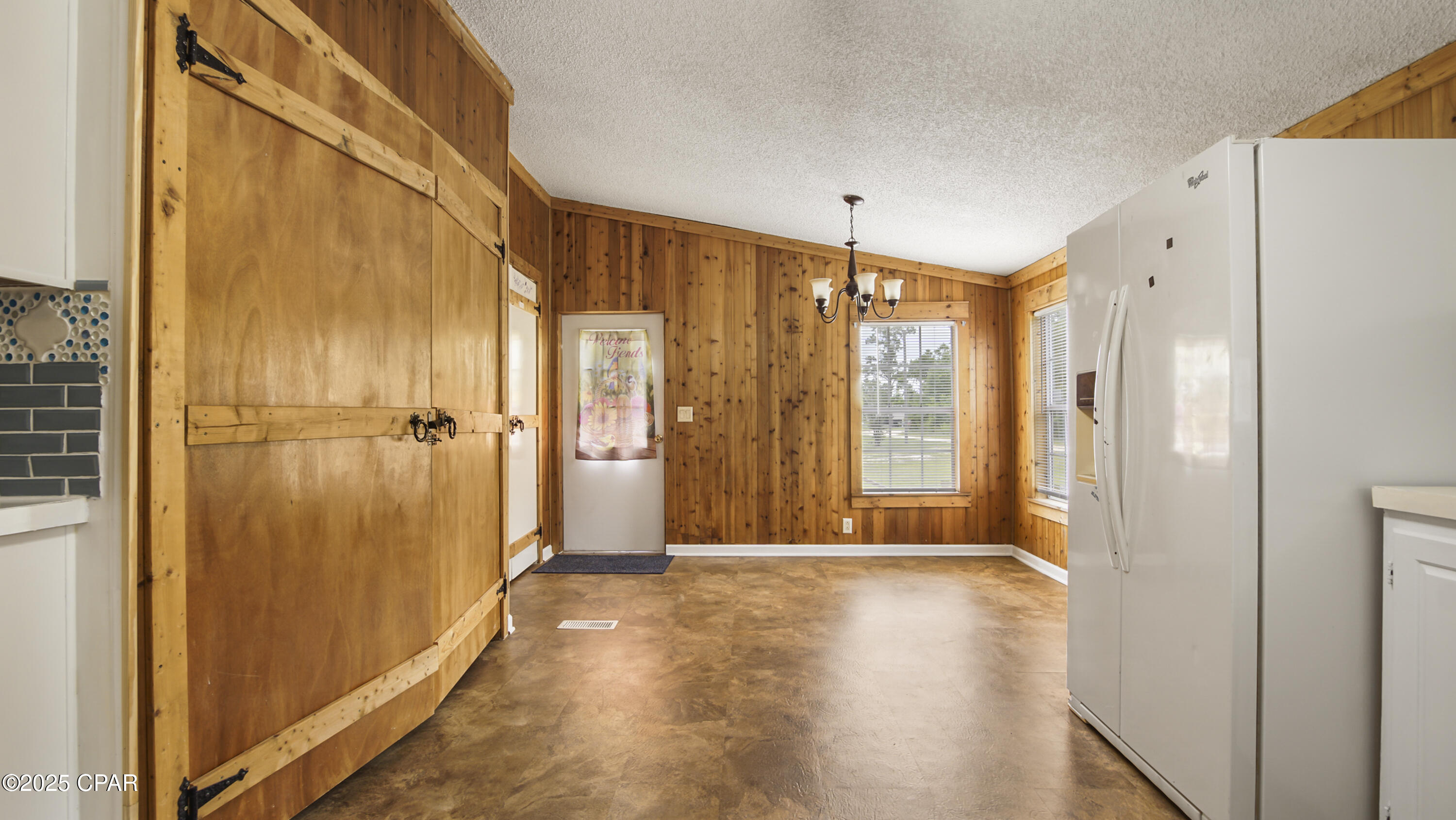 Image 5 For 8819 Kiwi Lane