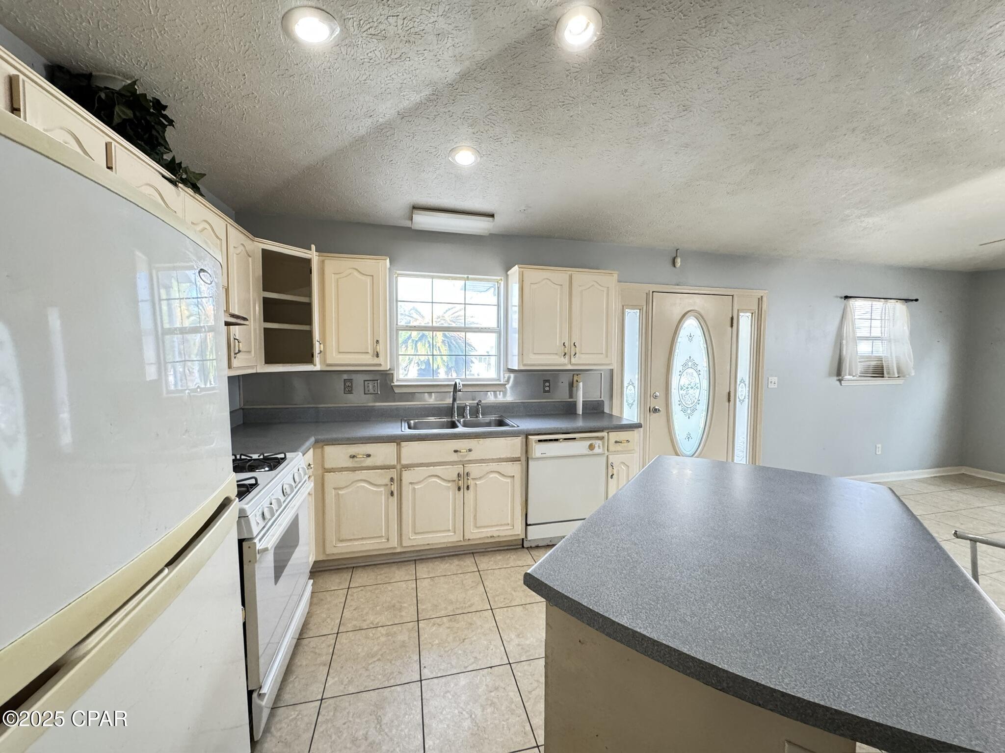 500 Dolphin Drive, Panama City Beach, Florida image 2