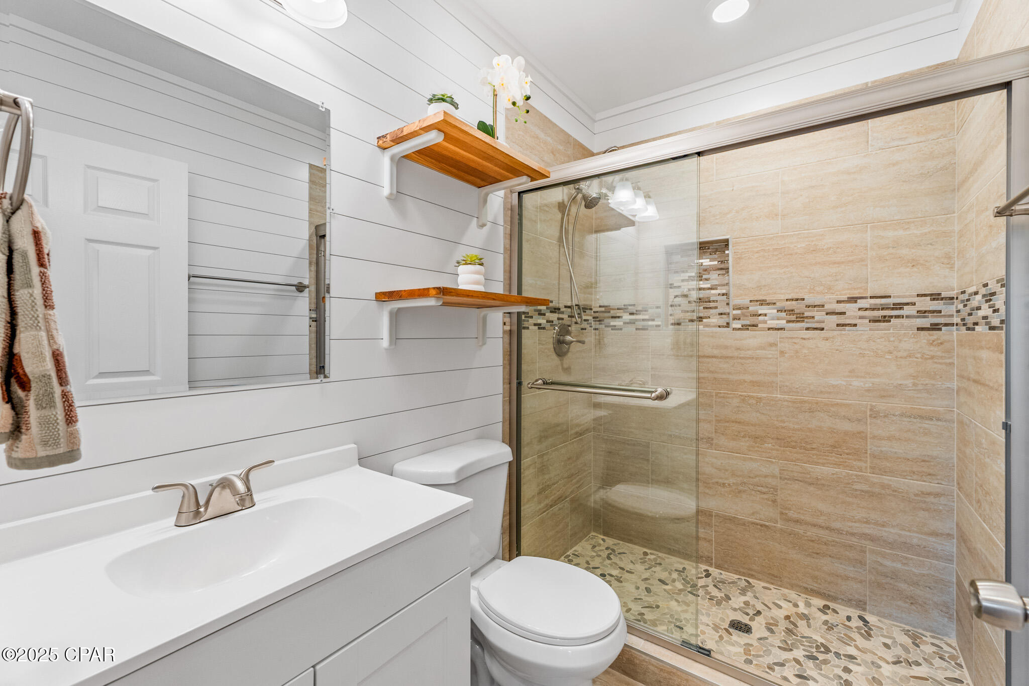 12440 Forest Glen Drive, Fountain, Florida image 14