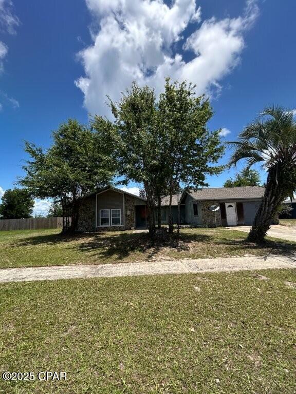 360 Bell Circle, Lynn Haven, Florida image 24