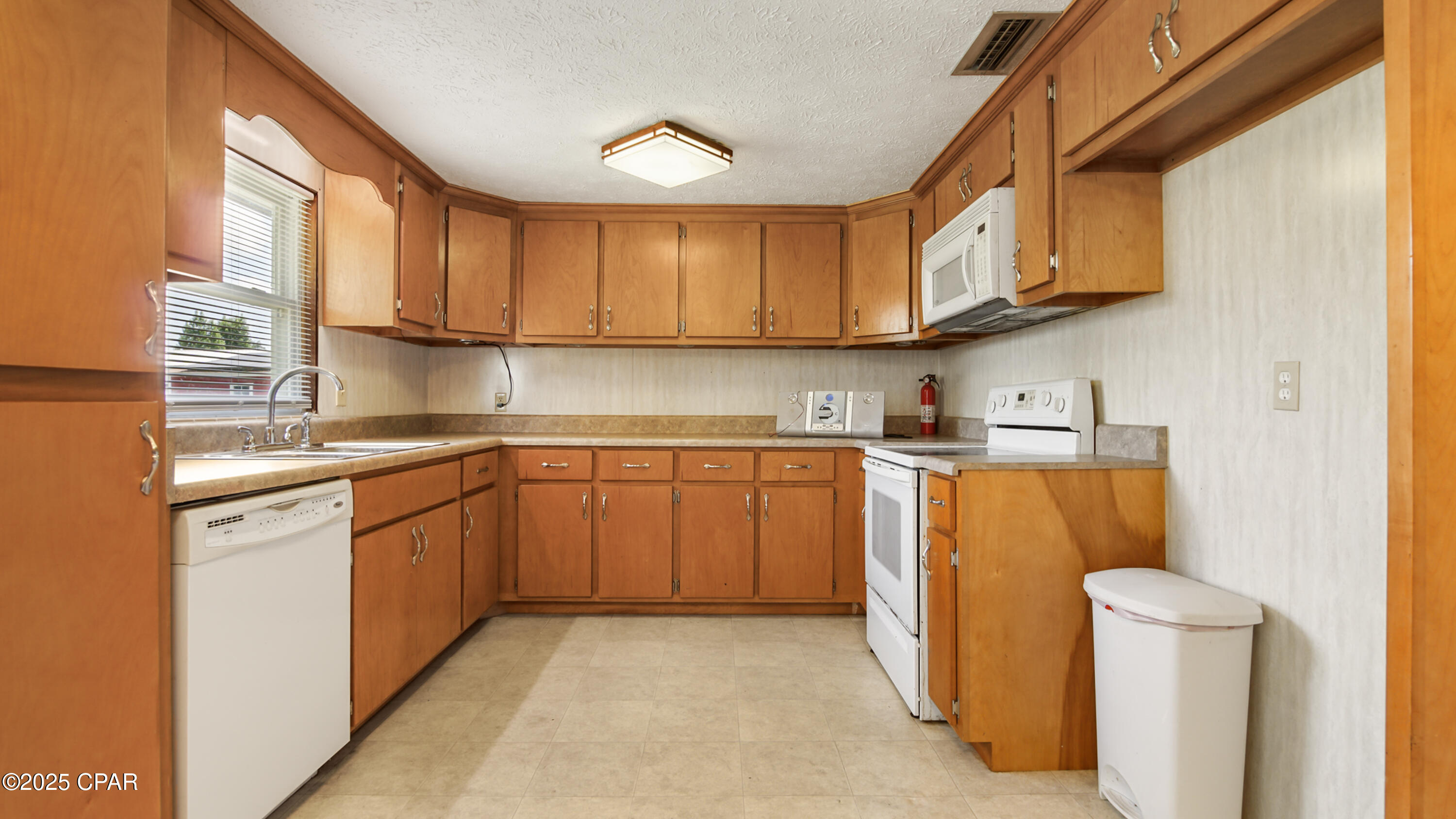 5220 Cherry Street, Panama City, Florida image 28