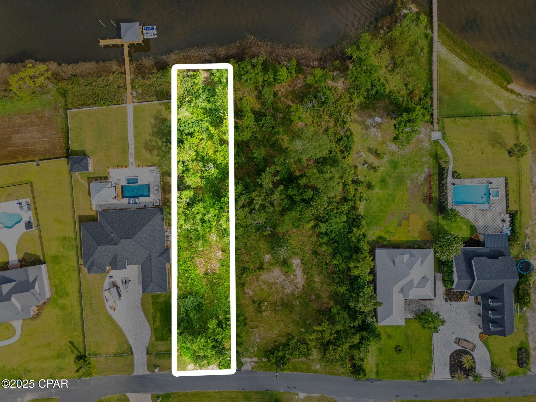 Image 2 For 521 Bay Drive
