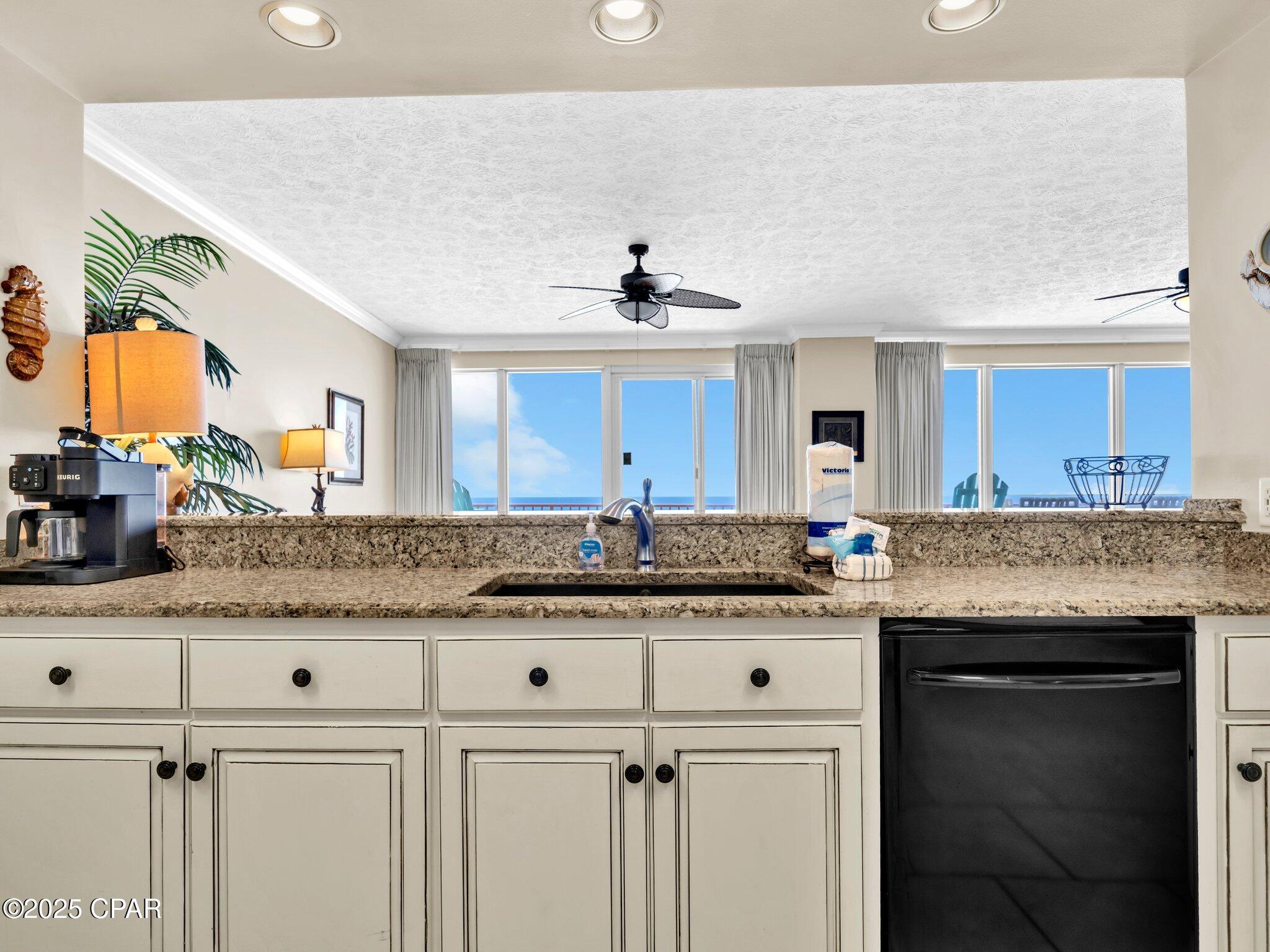 Image 22 For 7115 Thomas Drive 602