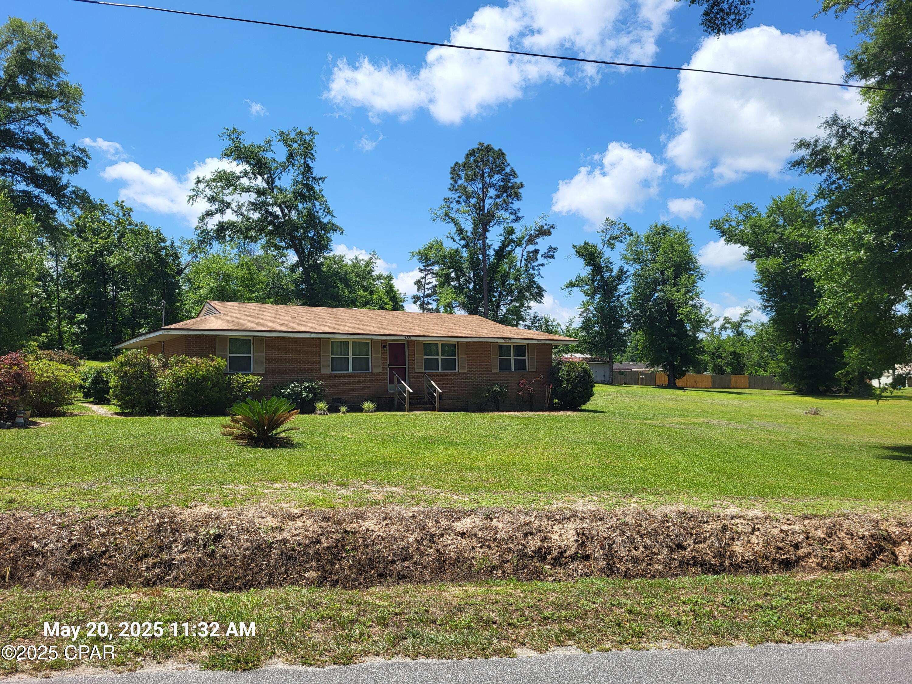 4881 Tall Pine Drive, Marianna, Florida image 4