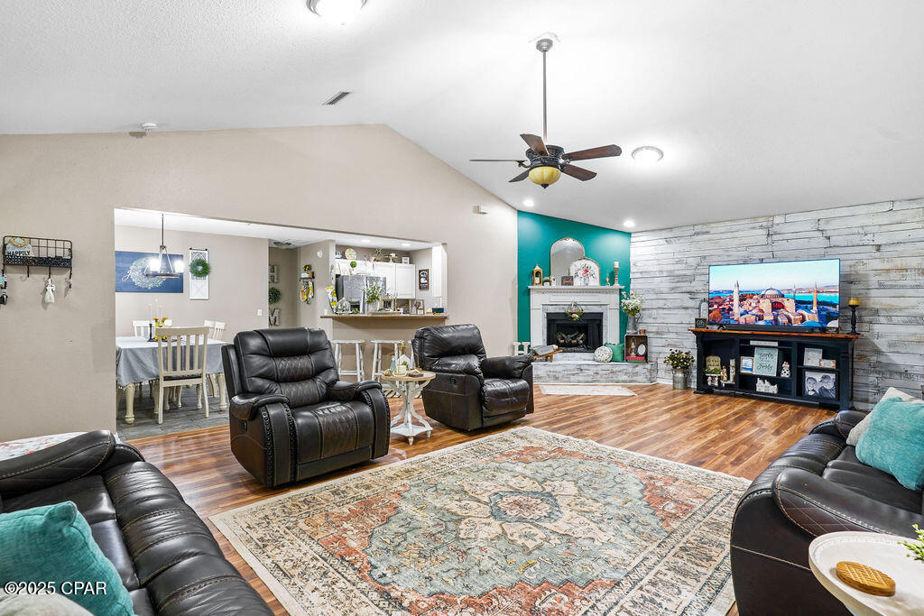 2274 Bonifay Gritney Rd Road, Bonifay, Florida image 2