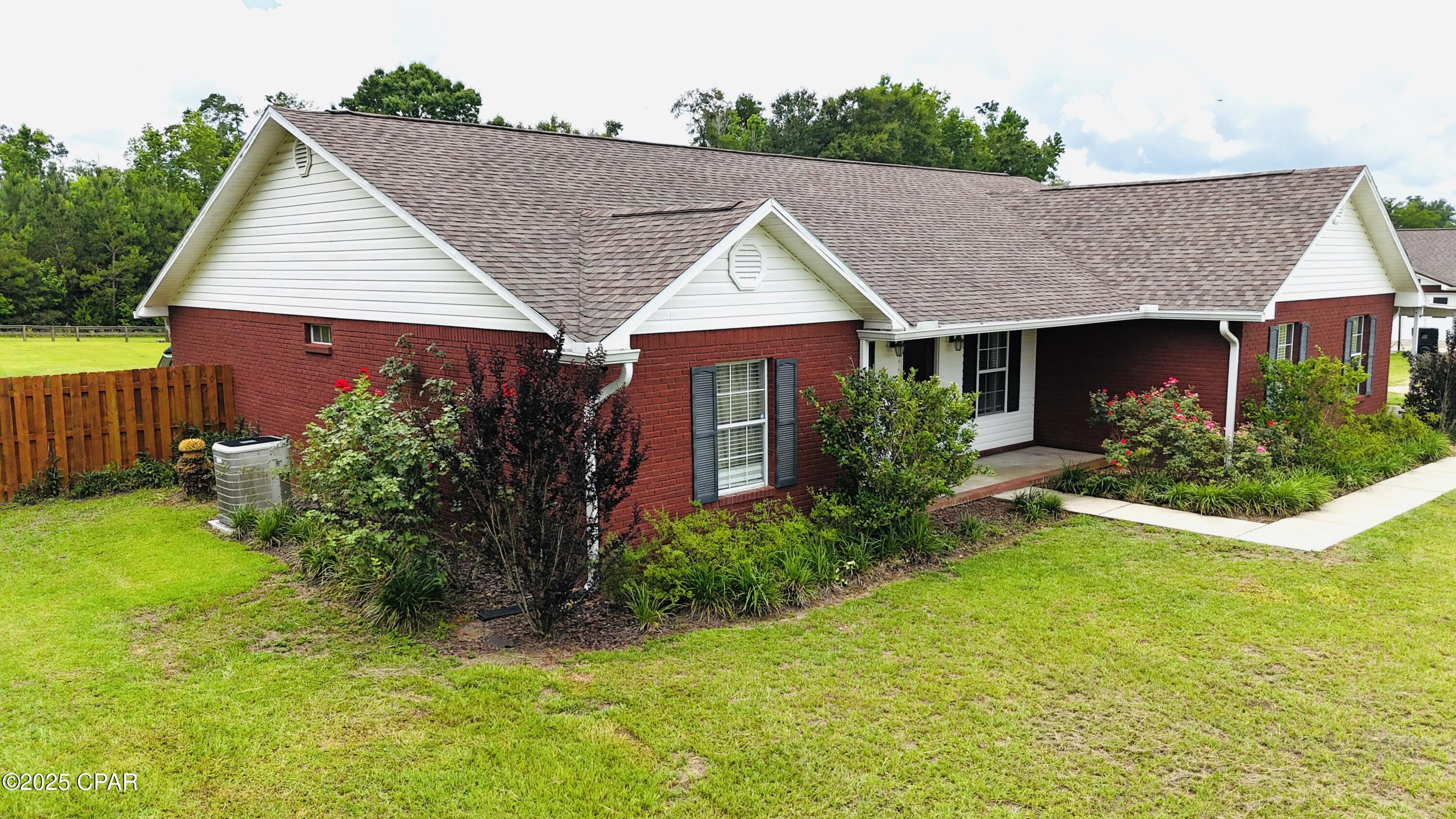 3075 Kynesville Road, Cottondale, Florida image 4
