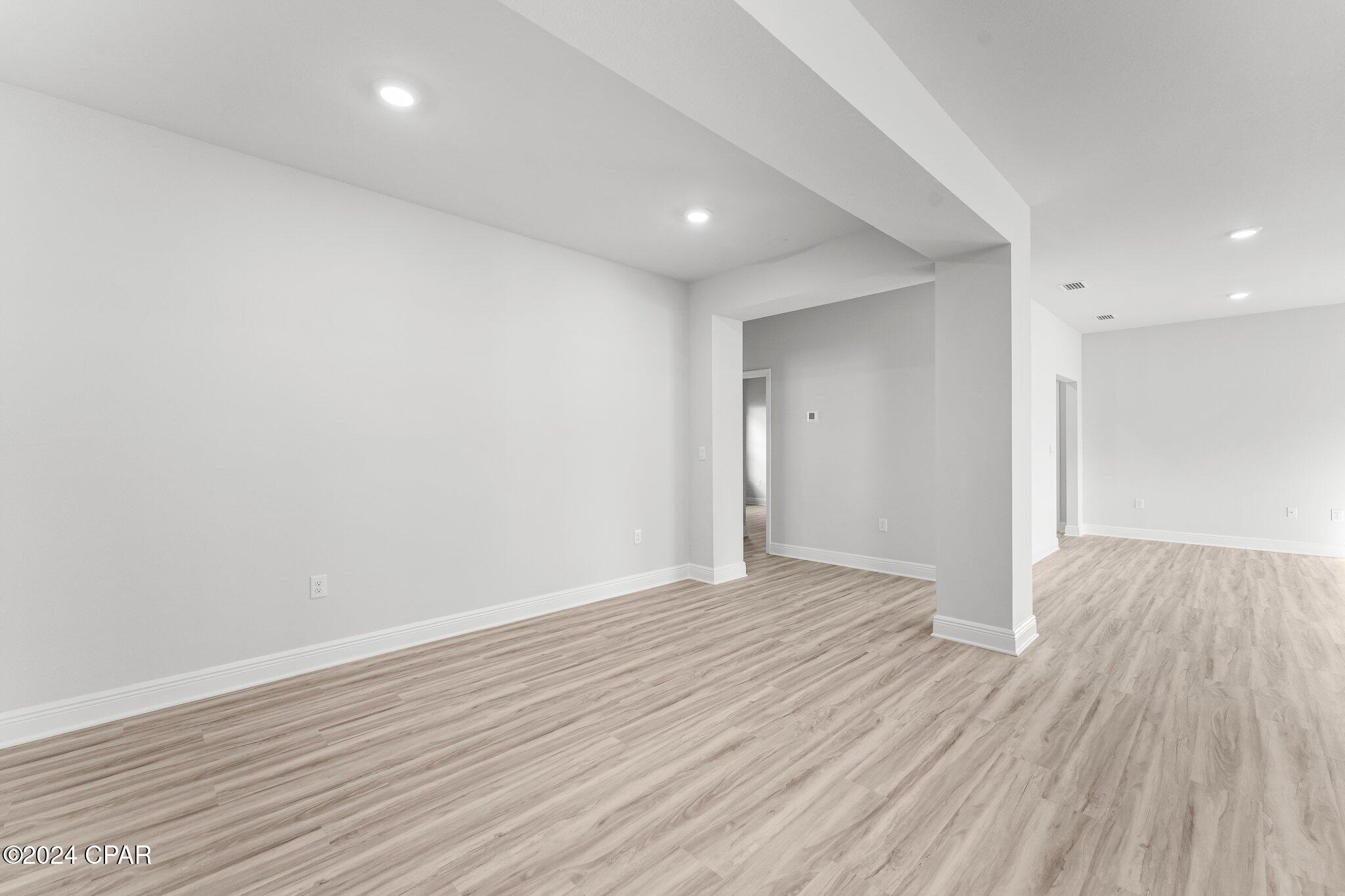 Image 12 For 690 Norris Drive