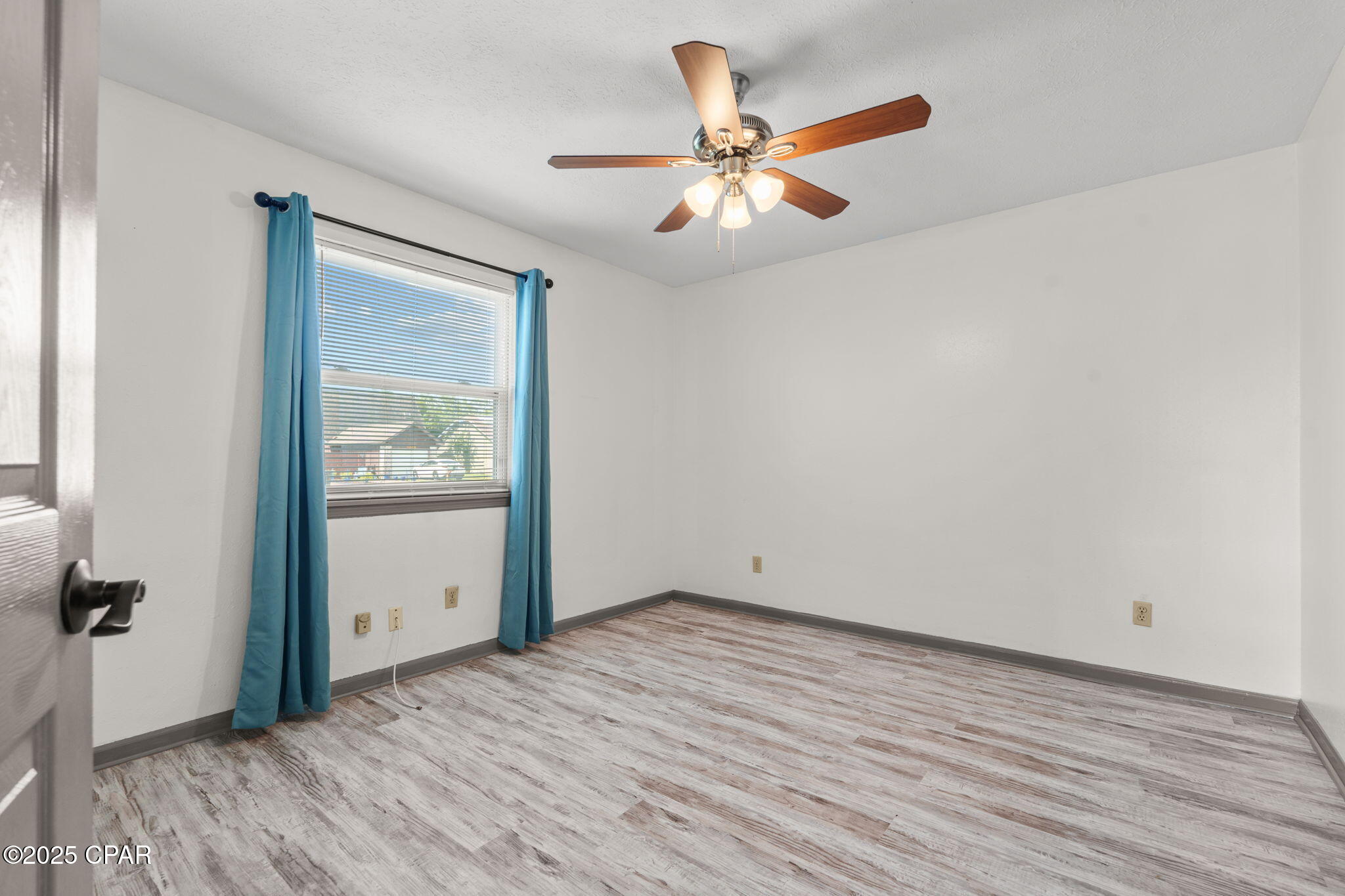 Image 17 For 5329 Garden Cove Road