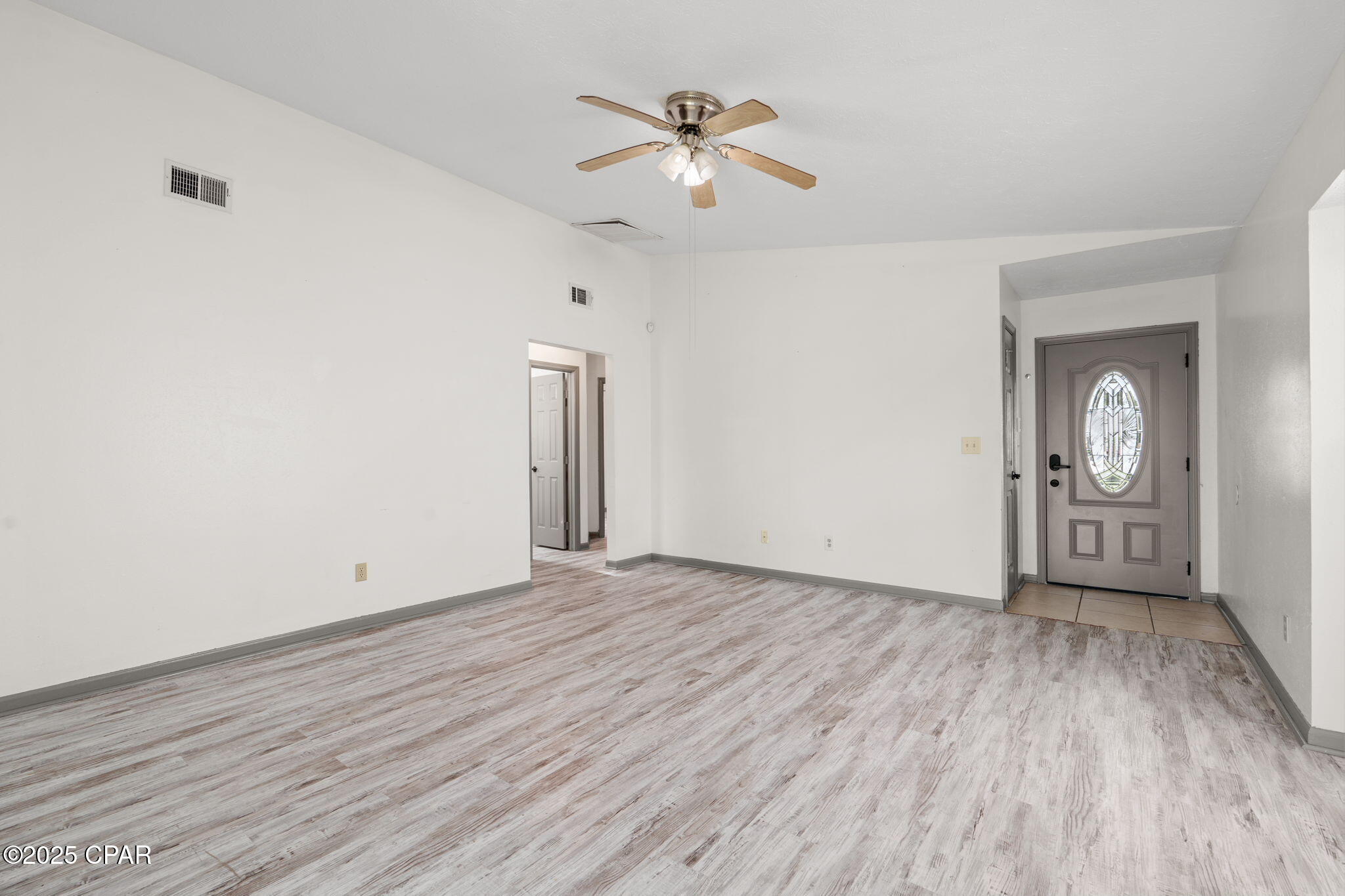 Image 6 For 5329 Garden Cove Road