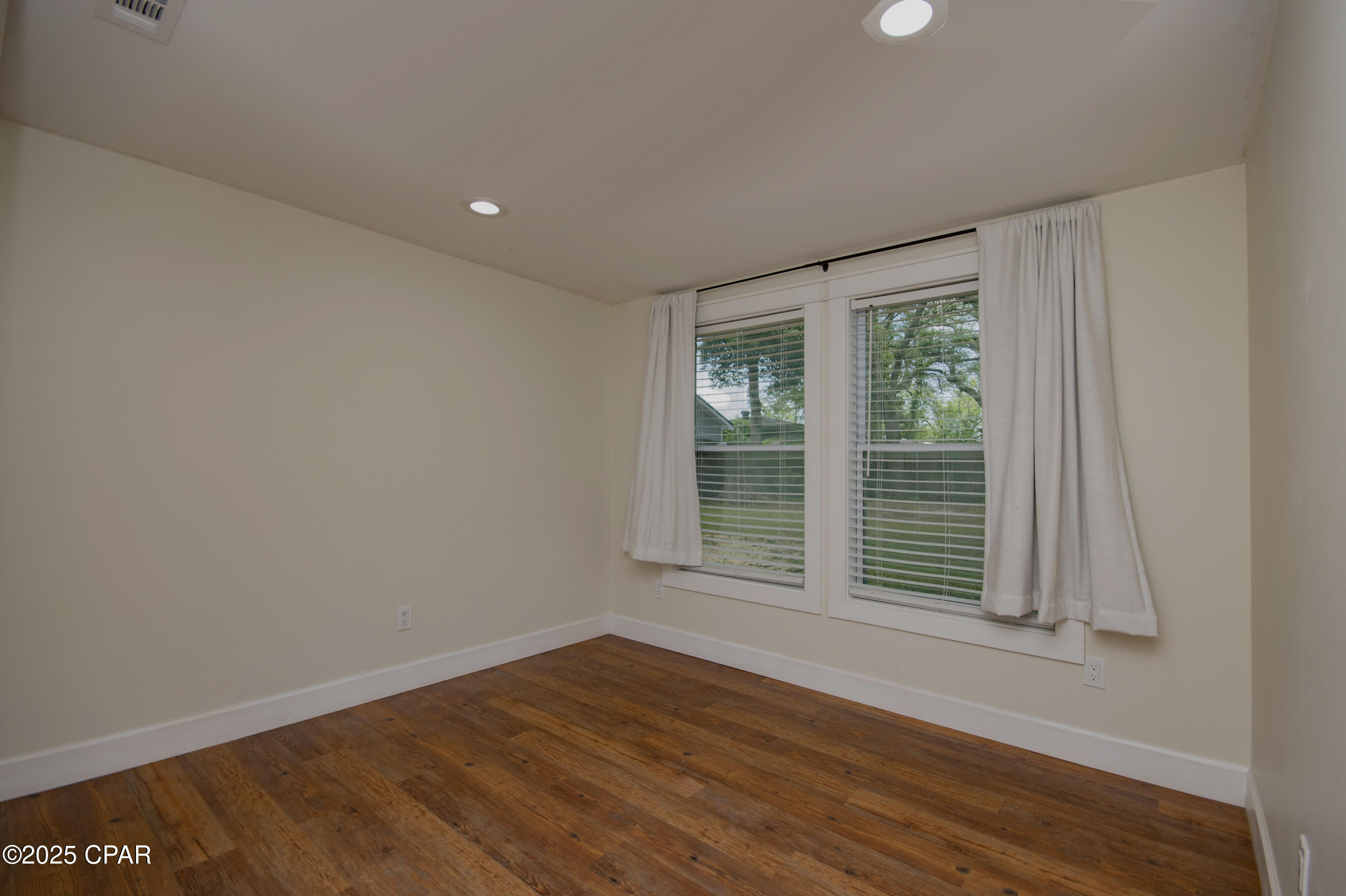 1000 E 2nd Court, Panama City, Florida image 37