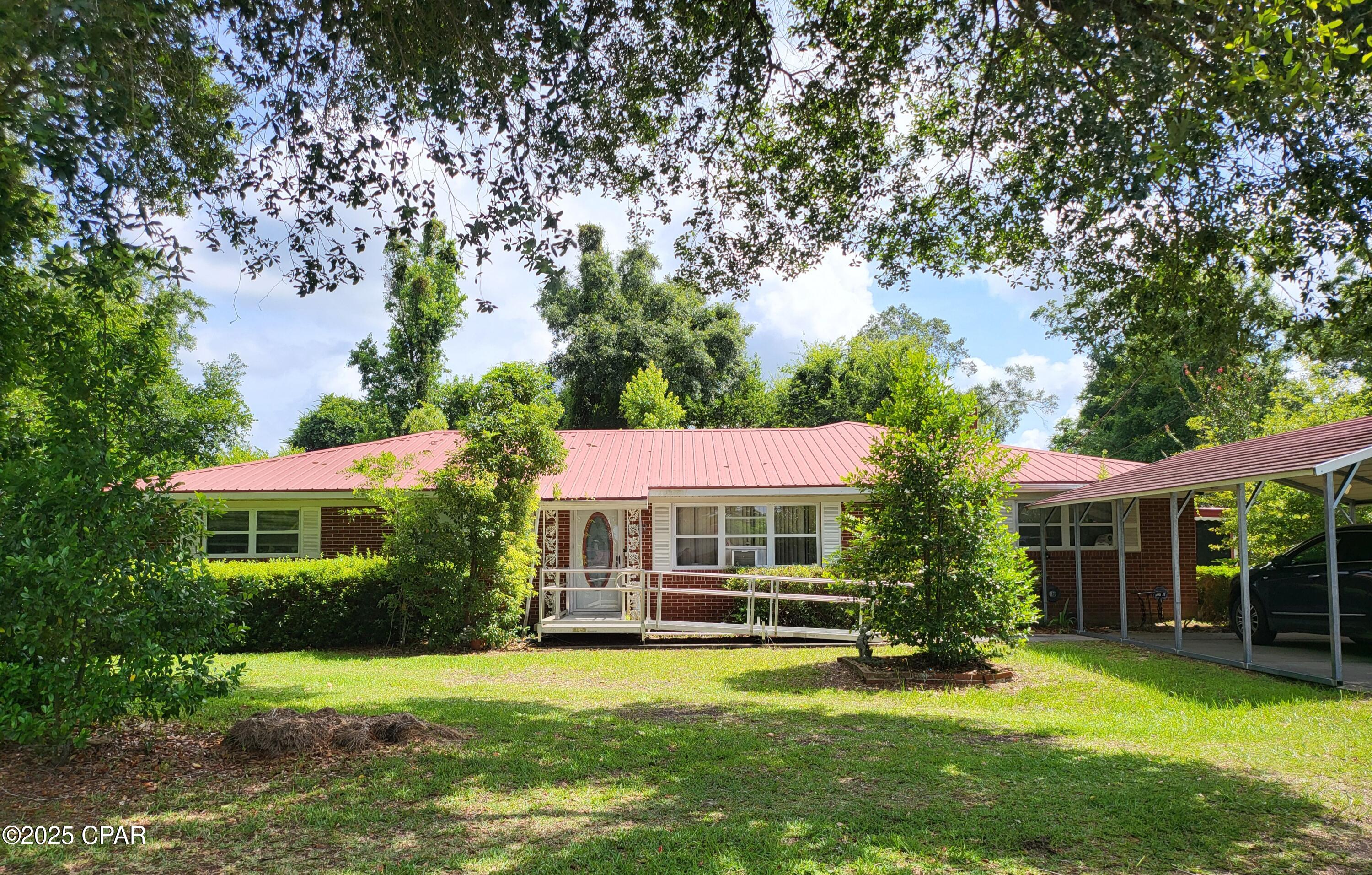 4010 Old Cottondale Road, Marianna, Florida image 1
