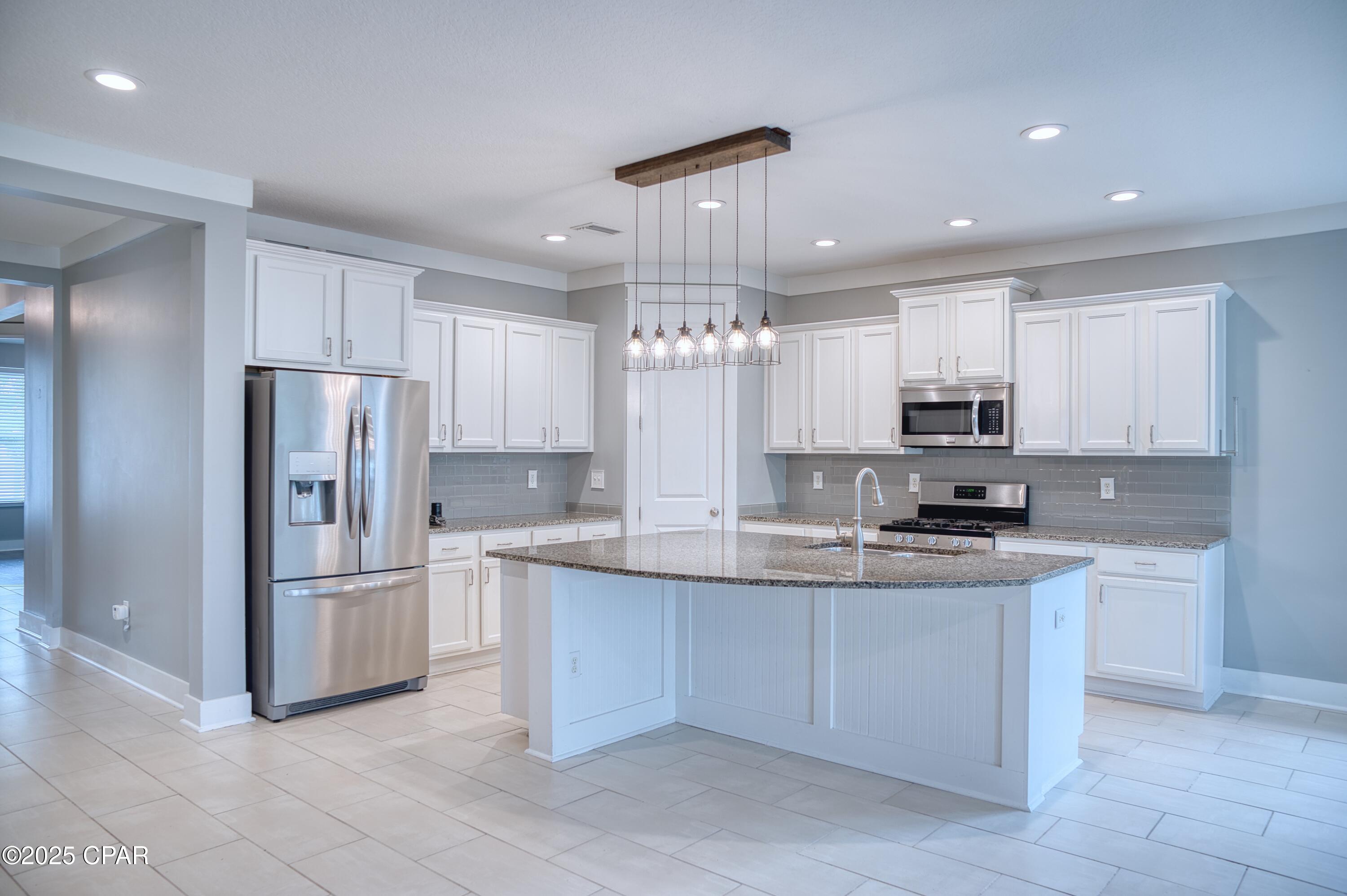 3113 E Heartleaf Avenue, Panama City, Florida image 3
