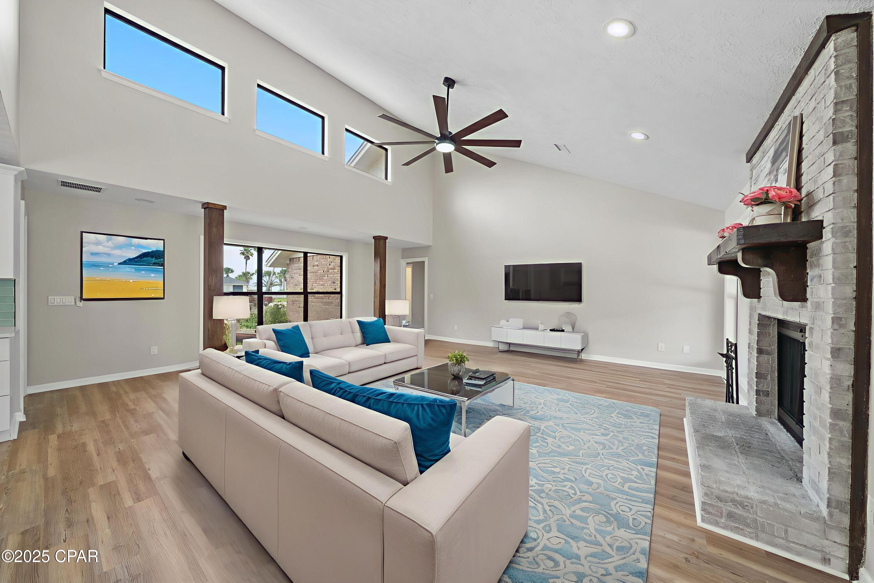 Image 12 For 323 Moonlight Bay Drive