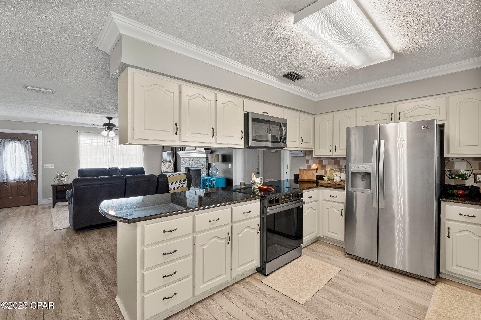 1307 New Hampshire Avenue, Lynn Haven, Florida image 6