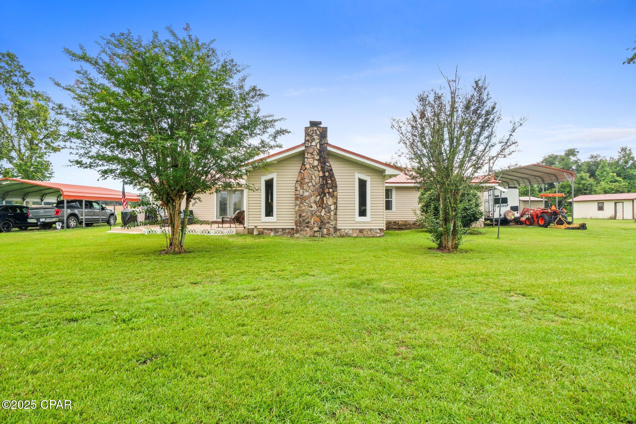 3789 Laramore Road, Marianna, Florida image 1
