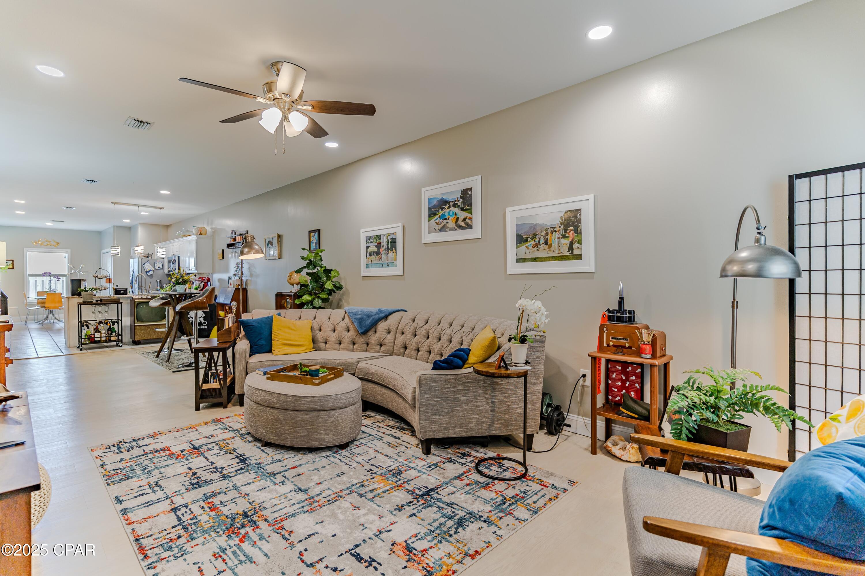 Image 3 For 1131 Balboa Avenue B