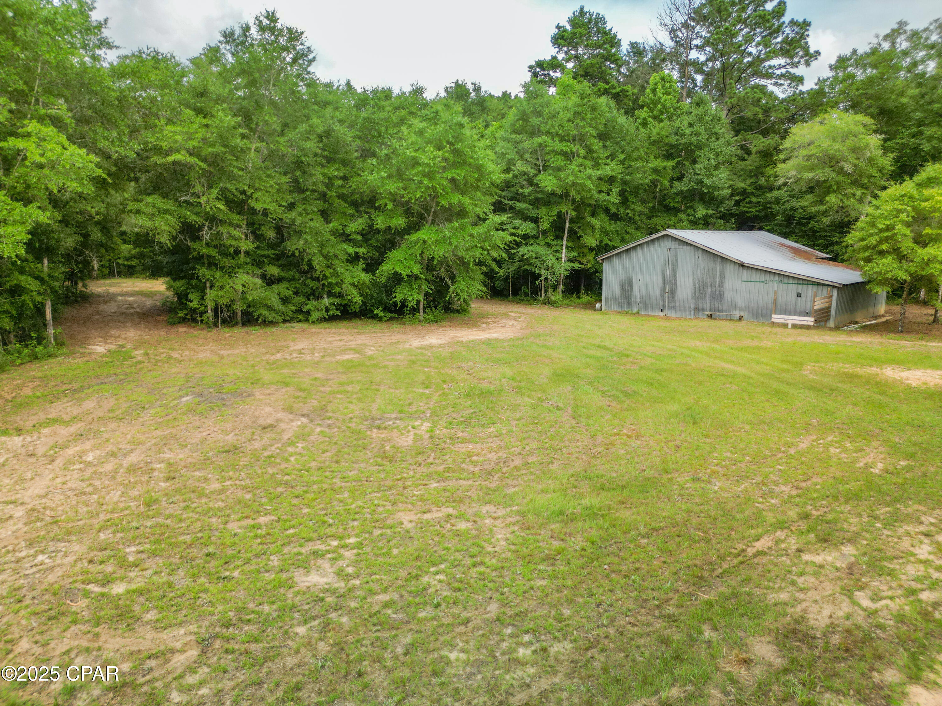 2222 Shady Hollow Lane, Caryville, Florida image 1