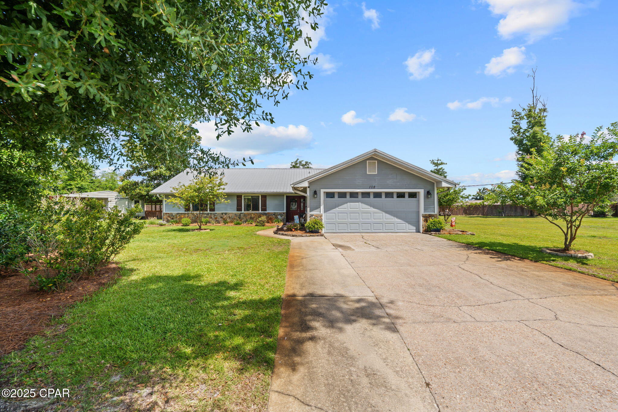 108 Chelsea Lane, Lynn Haven, Florida image 2