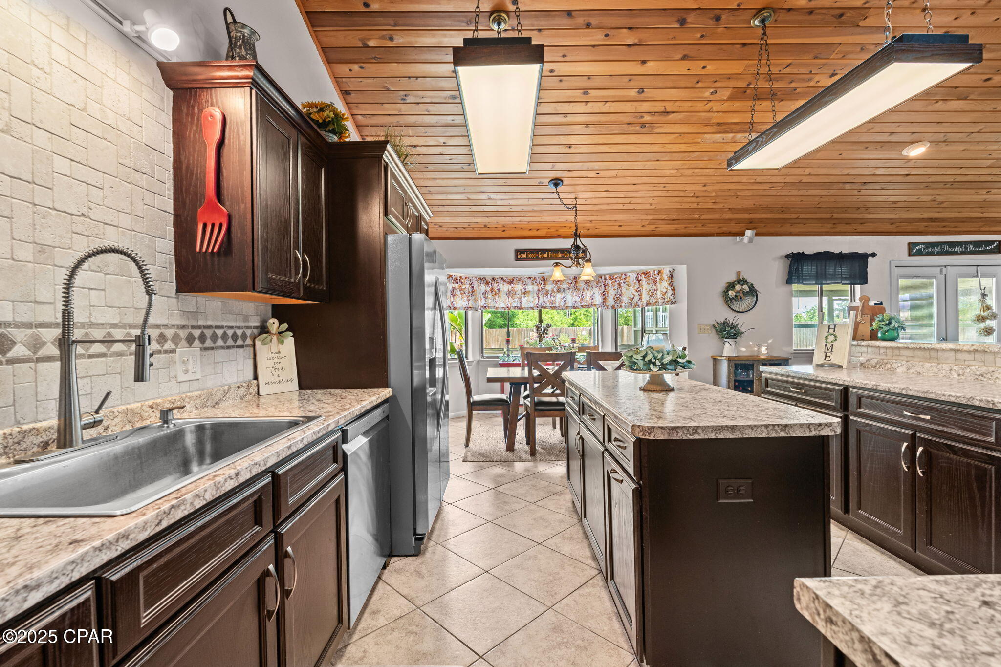 108 Chelsea Lane, Lynn Haven, Florida image 4