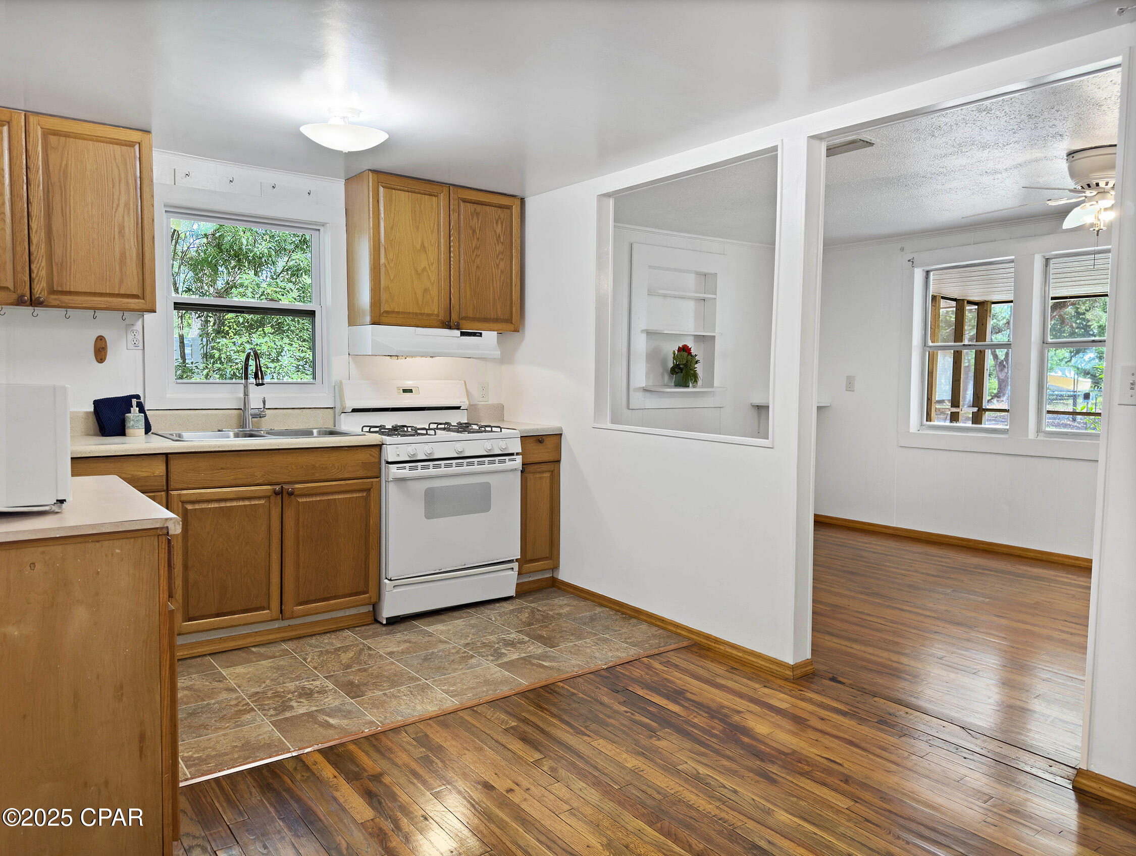 644 Maddox Street, Port St. Joe, Florida image 10