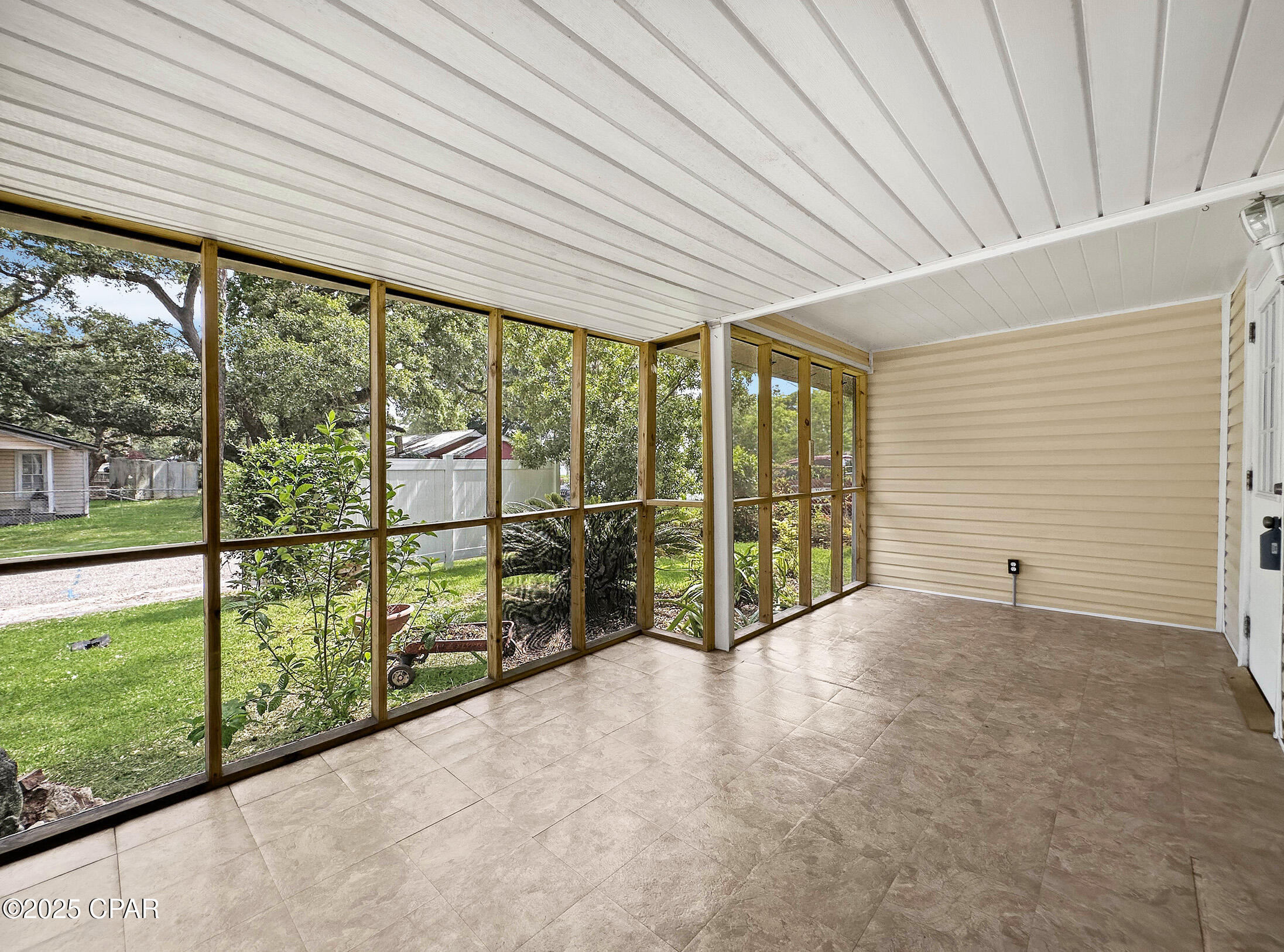 644 Maddox Street, Port St. Joe, Florida image 7