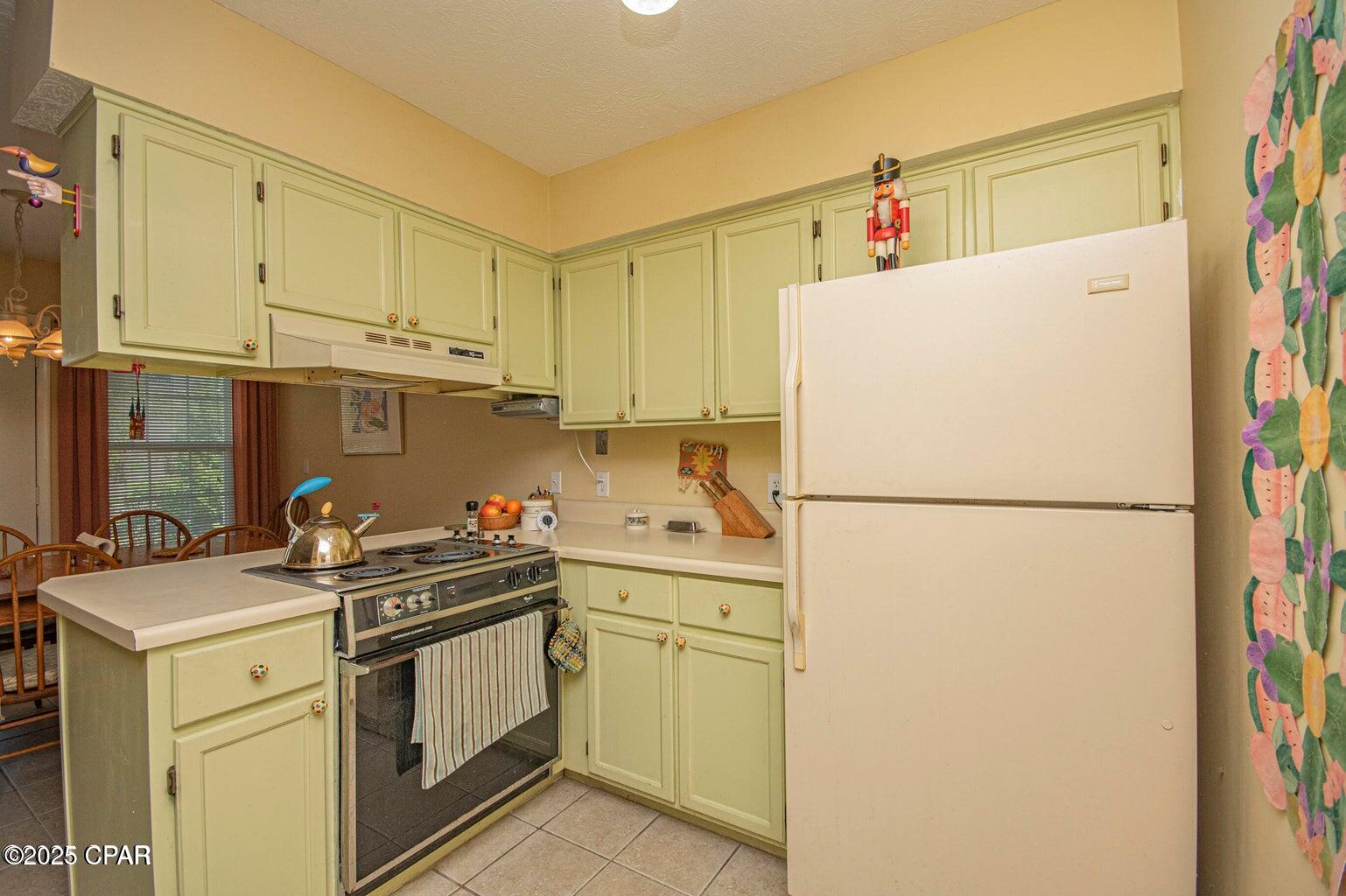 2026 Baker Court #13, Panama City, Florida image 23