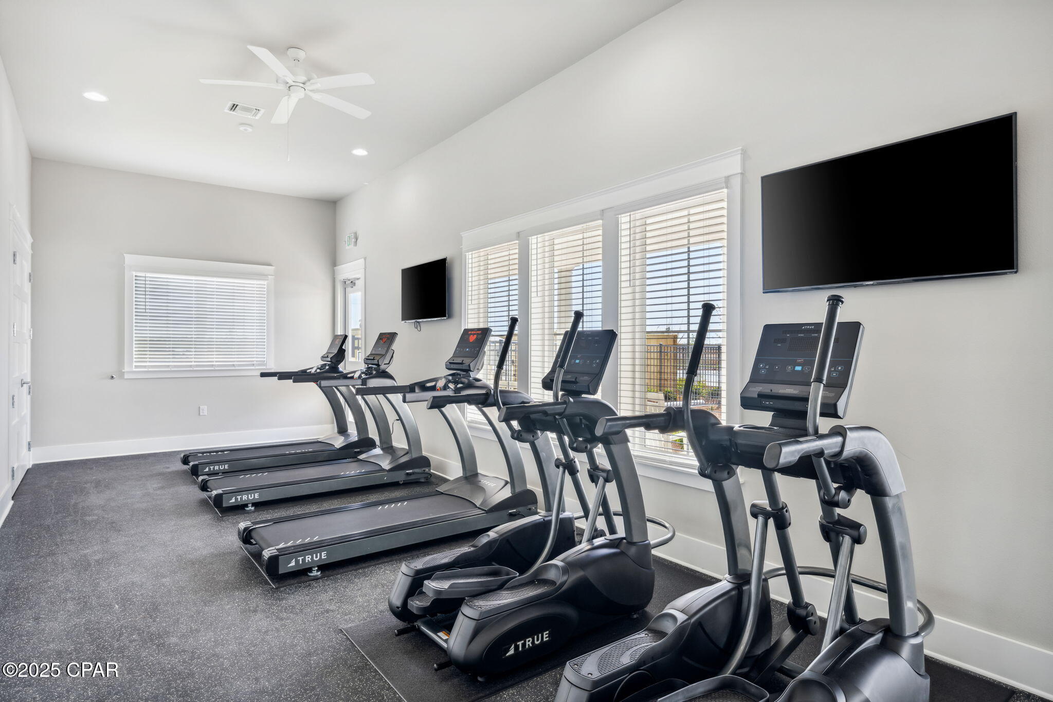 6541 Haskins Drive, Panama City, Florida image 35