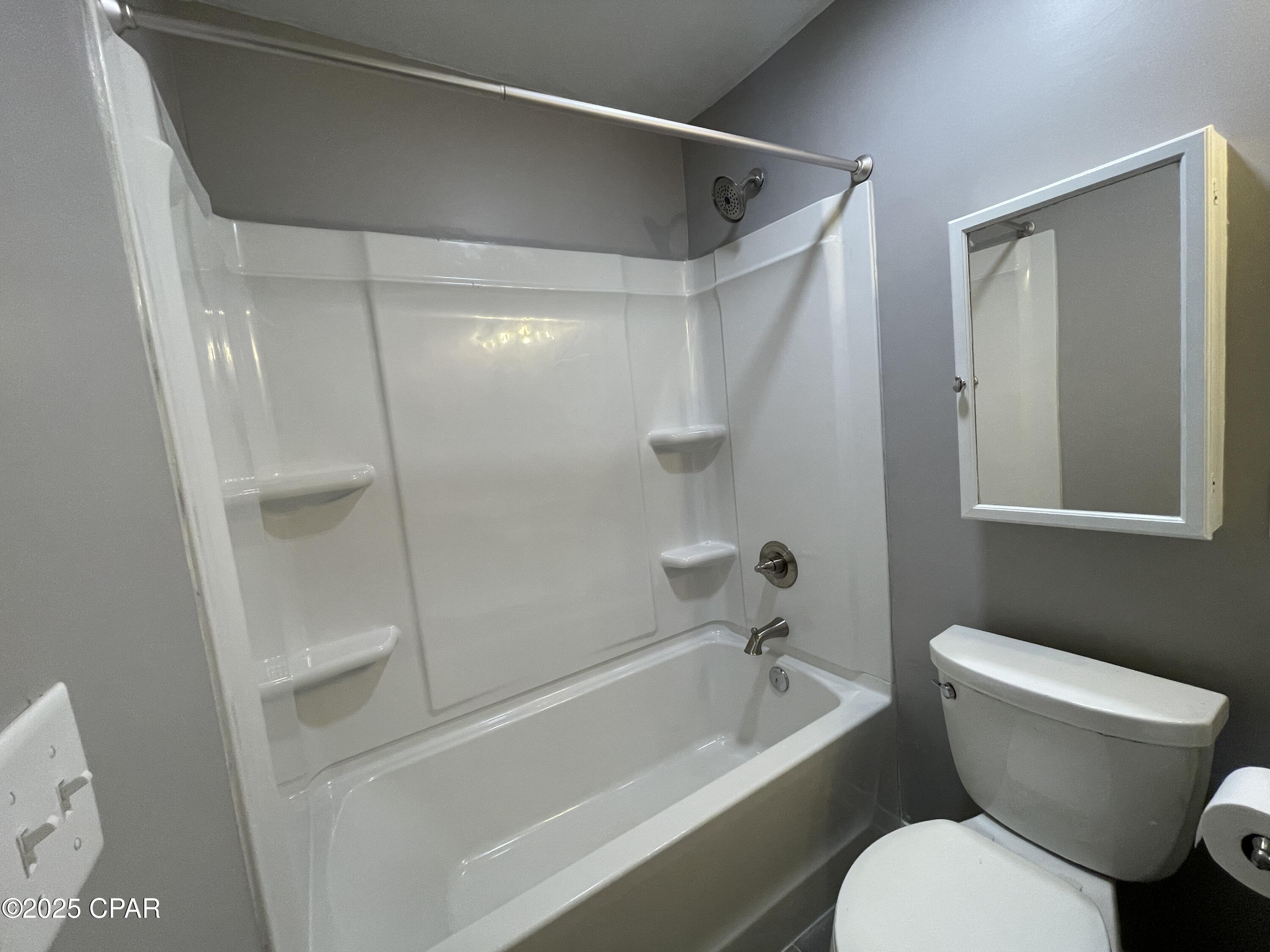 Listing photo id 14 for 1431 11th Street
